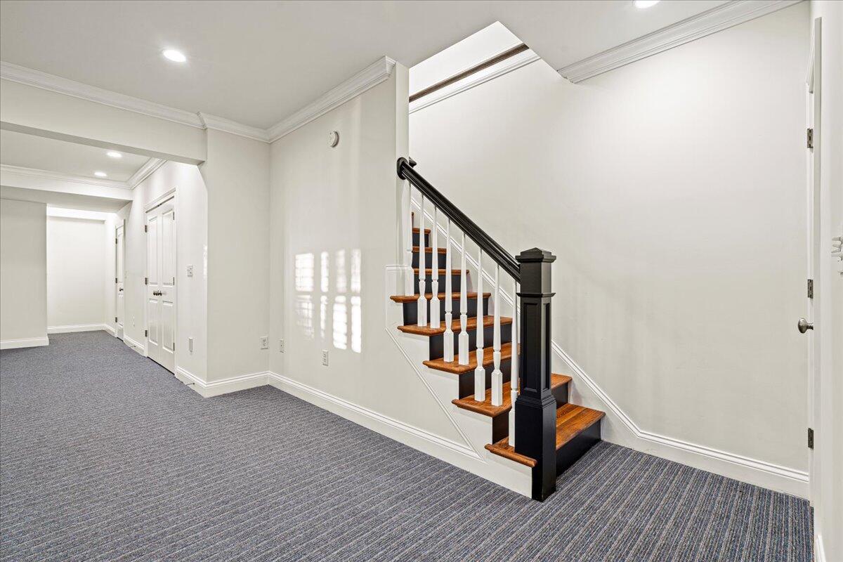 228 Chippendale Circle