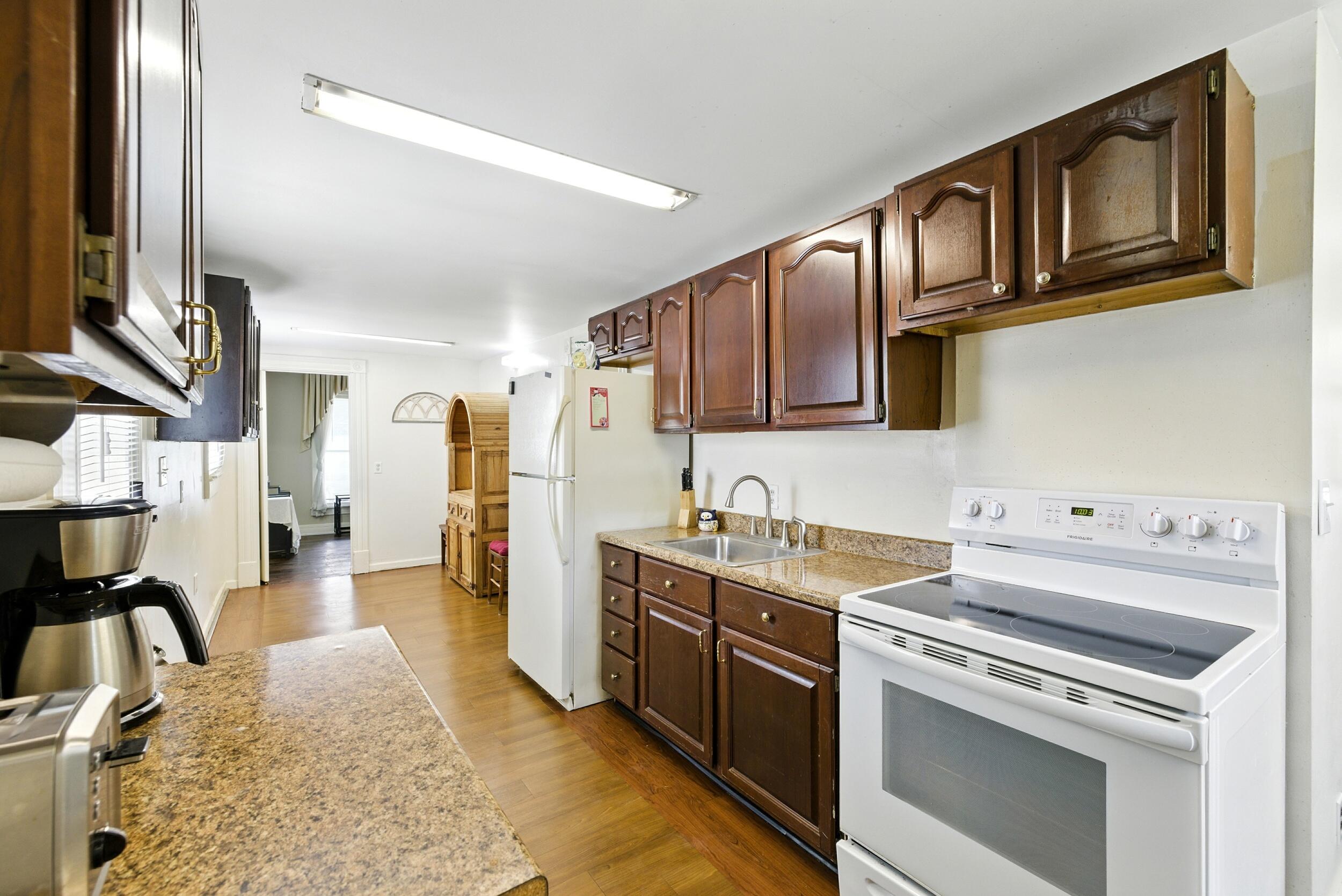 405 South Broadway Street