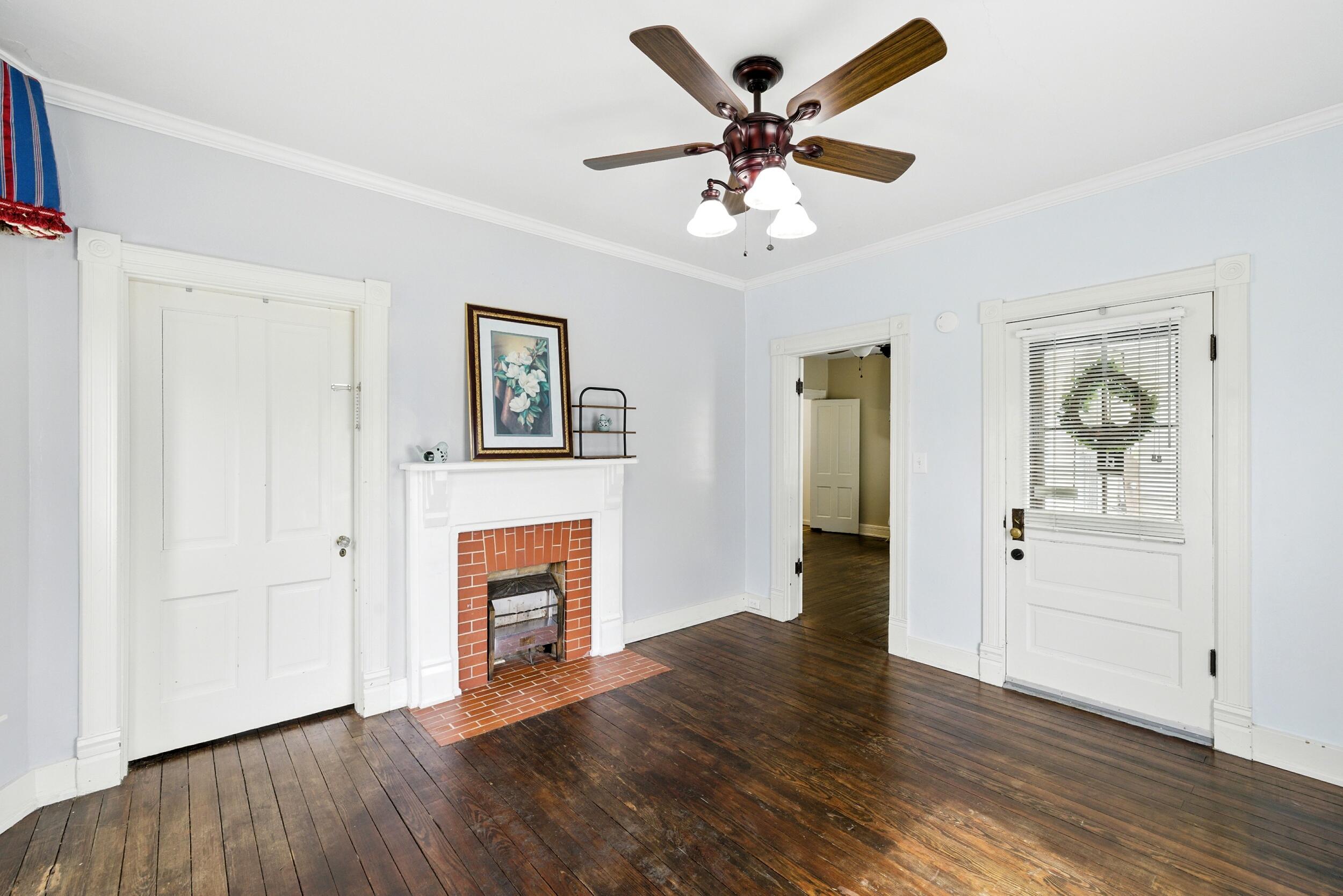 405 South Broadway Street