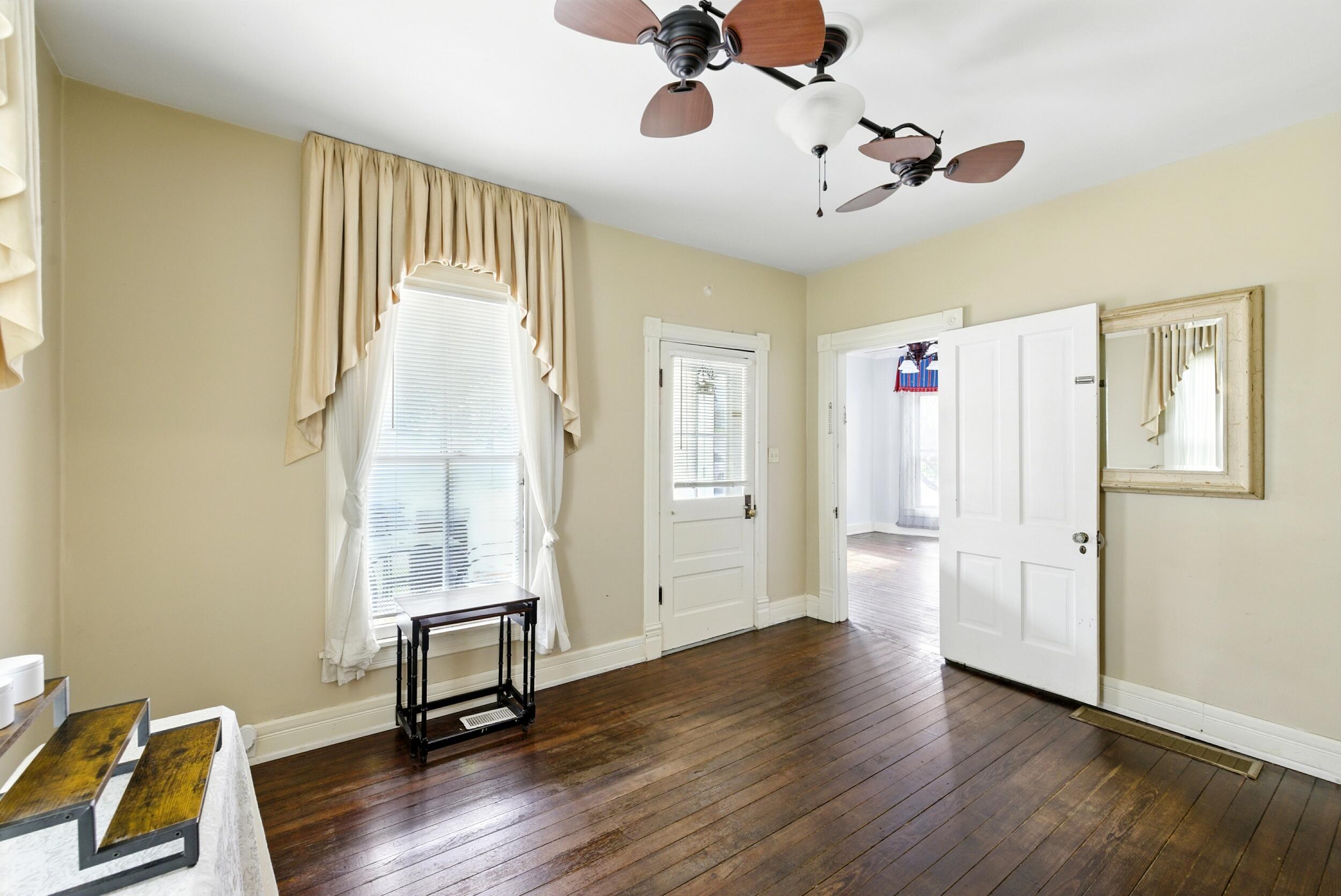 405 South Broadway Street