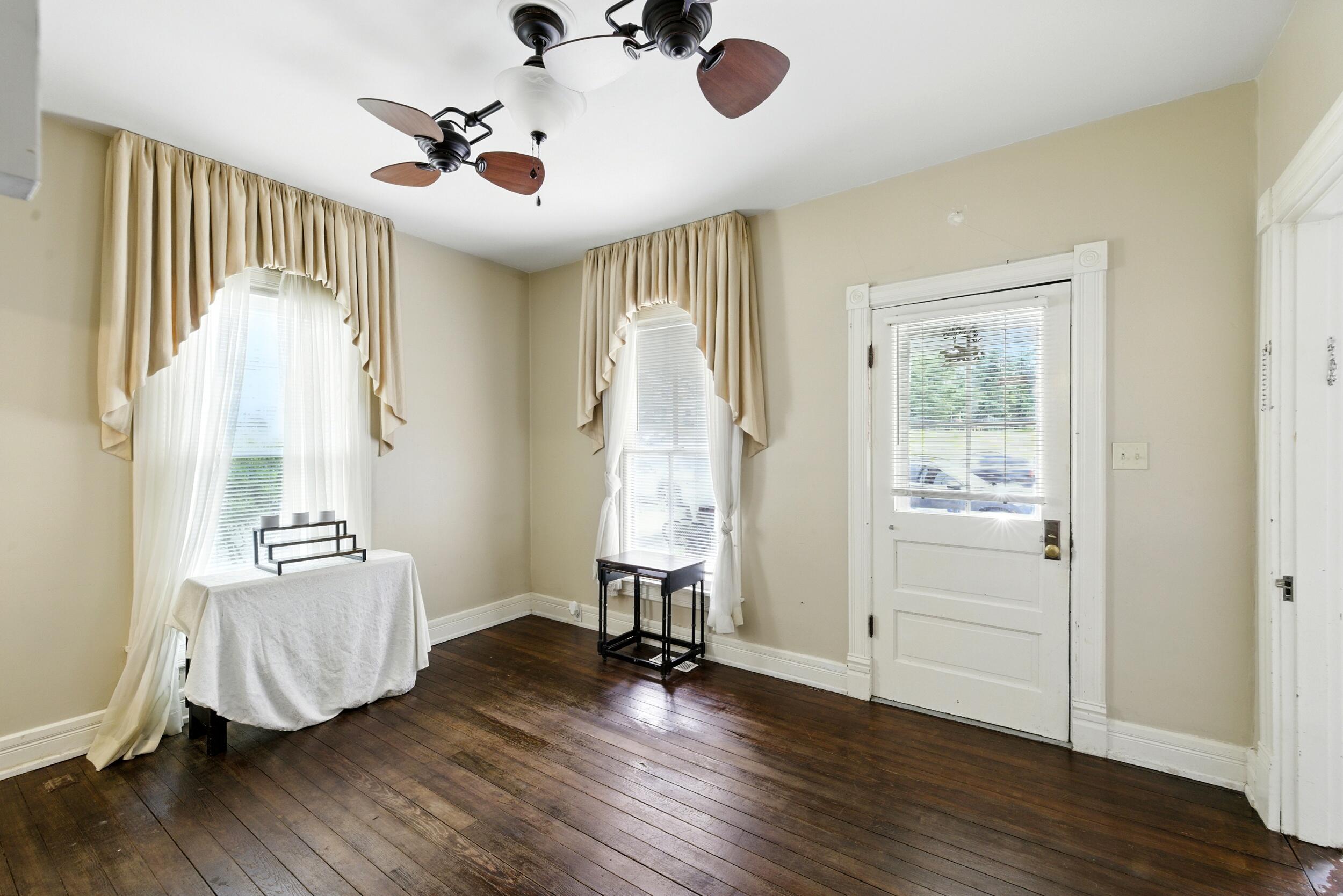 405 South Broadway Street