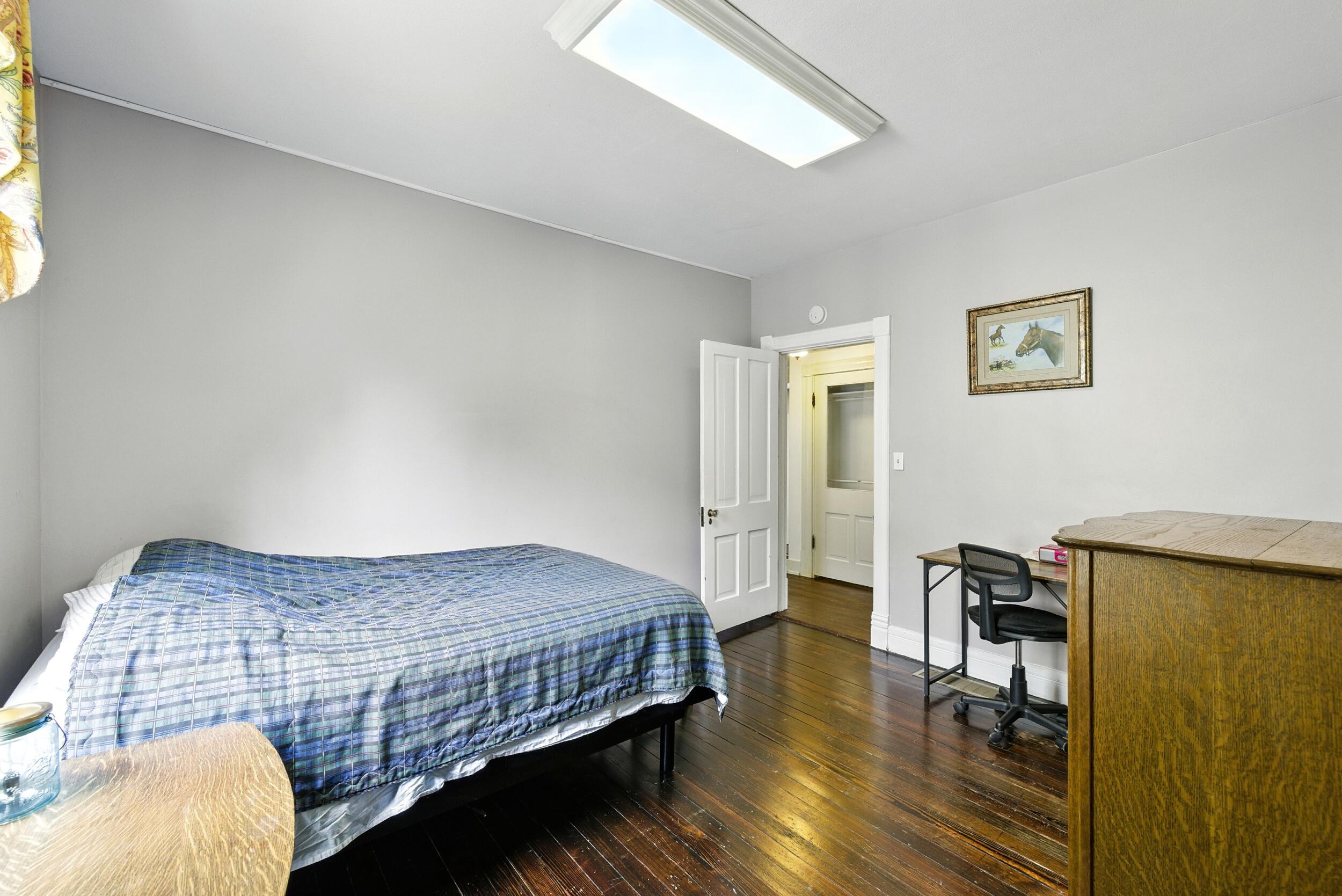 405 South Broadway Street