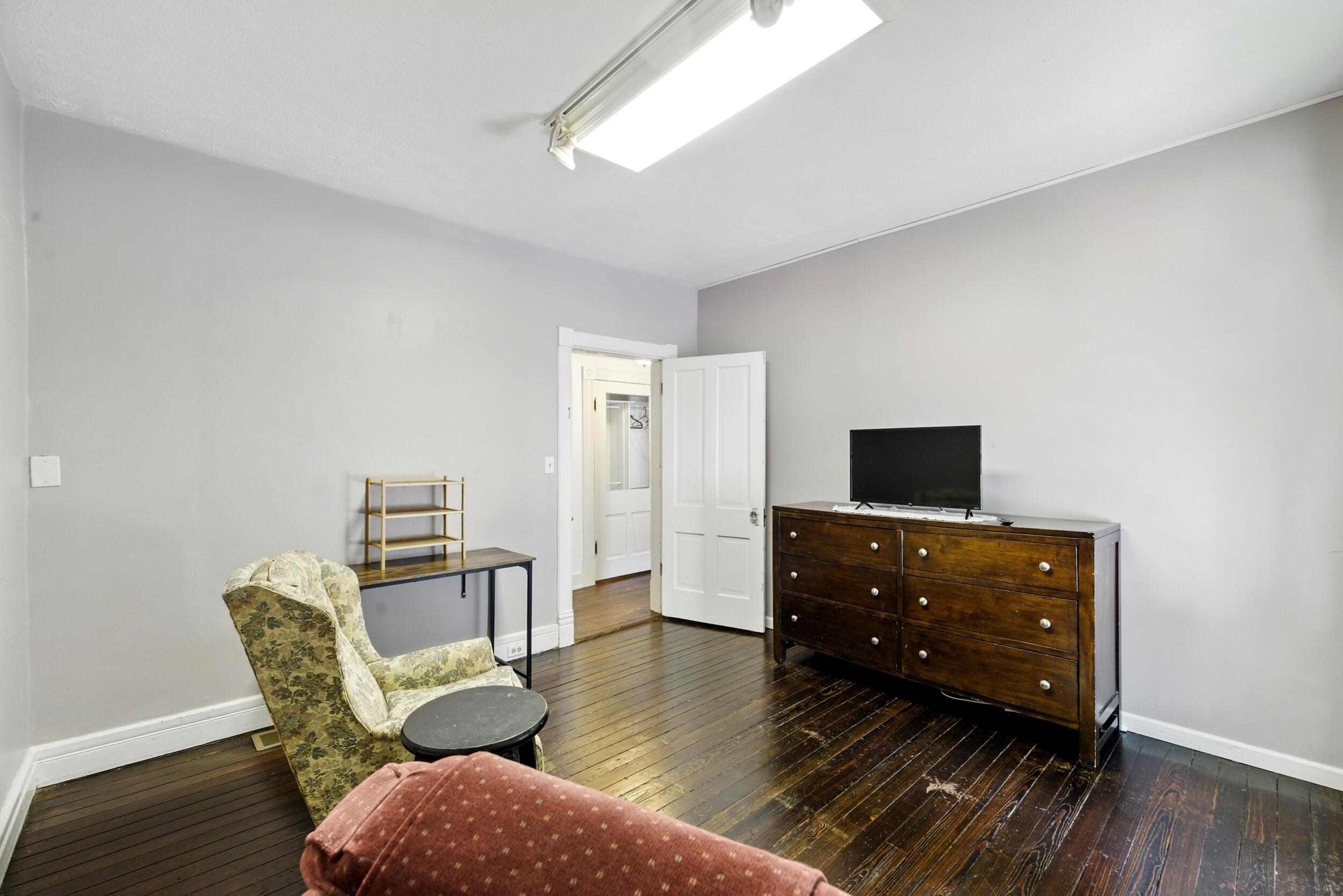 405 South Broadway Street