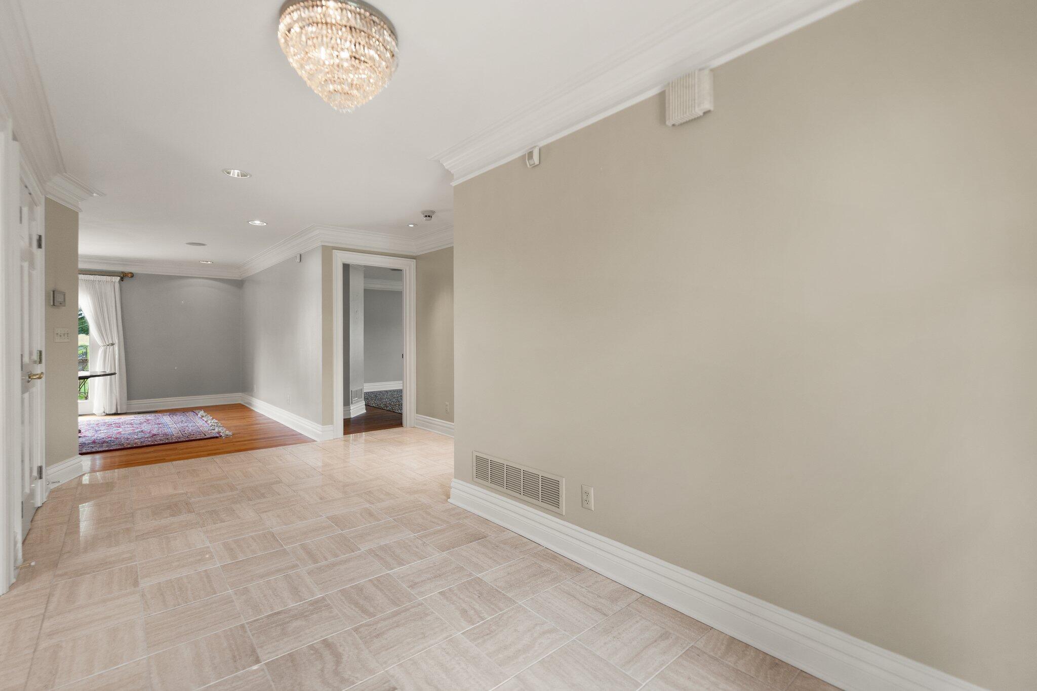 3402 North US Highway 25