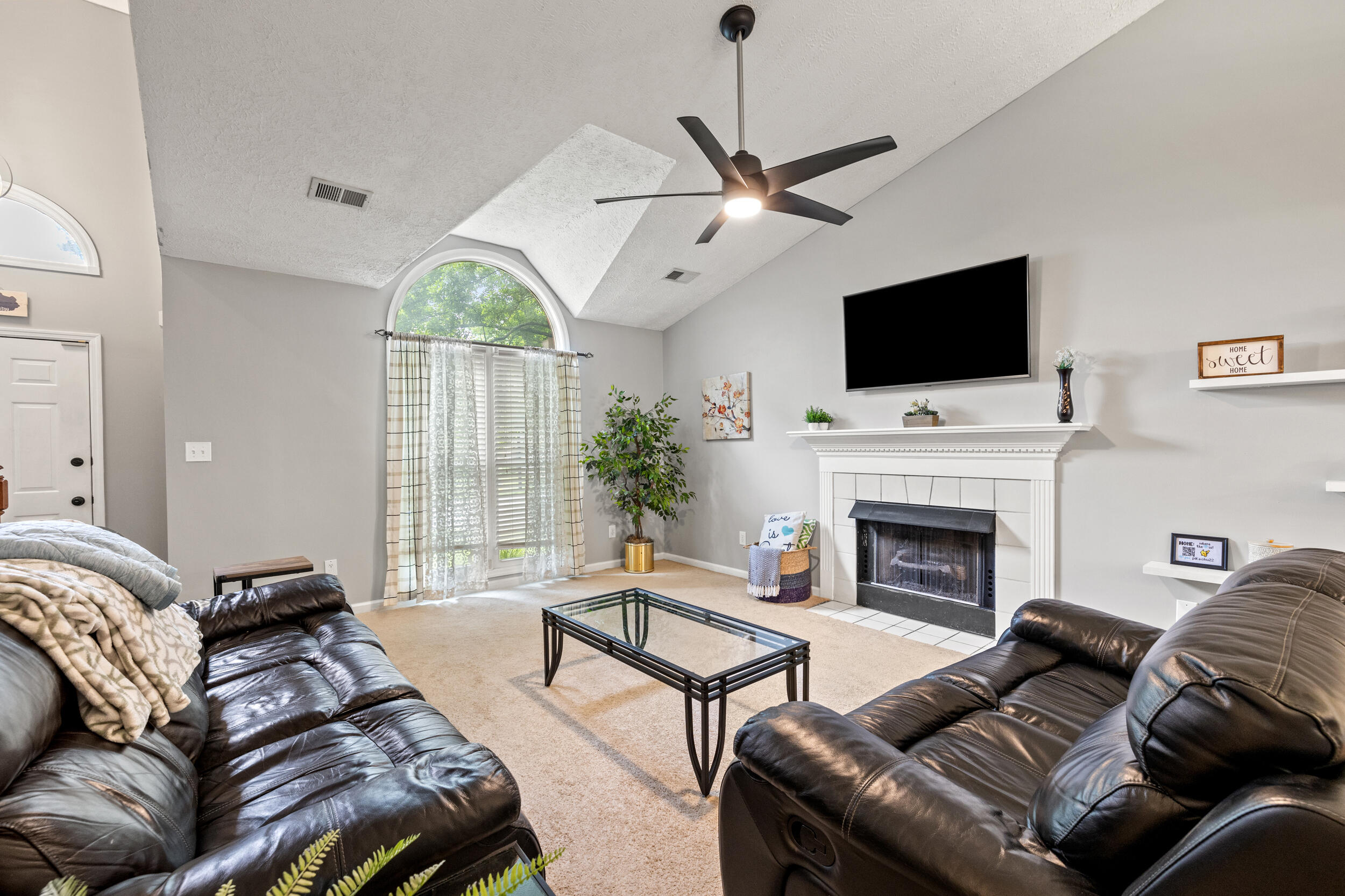 2829 Gateway Park Lane