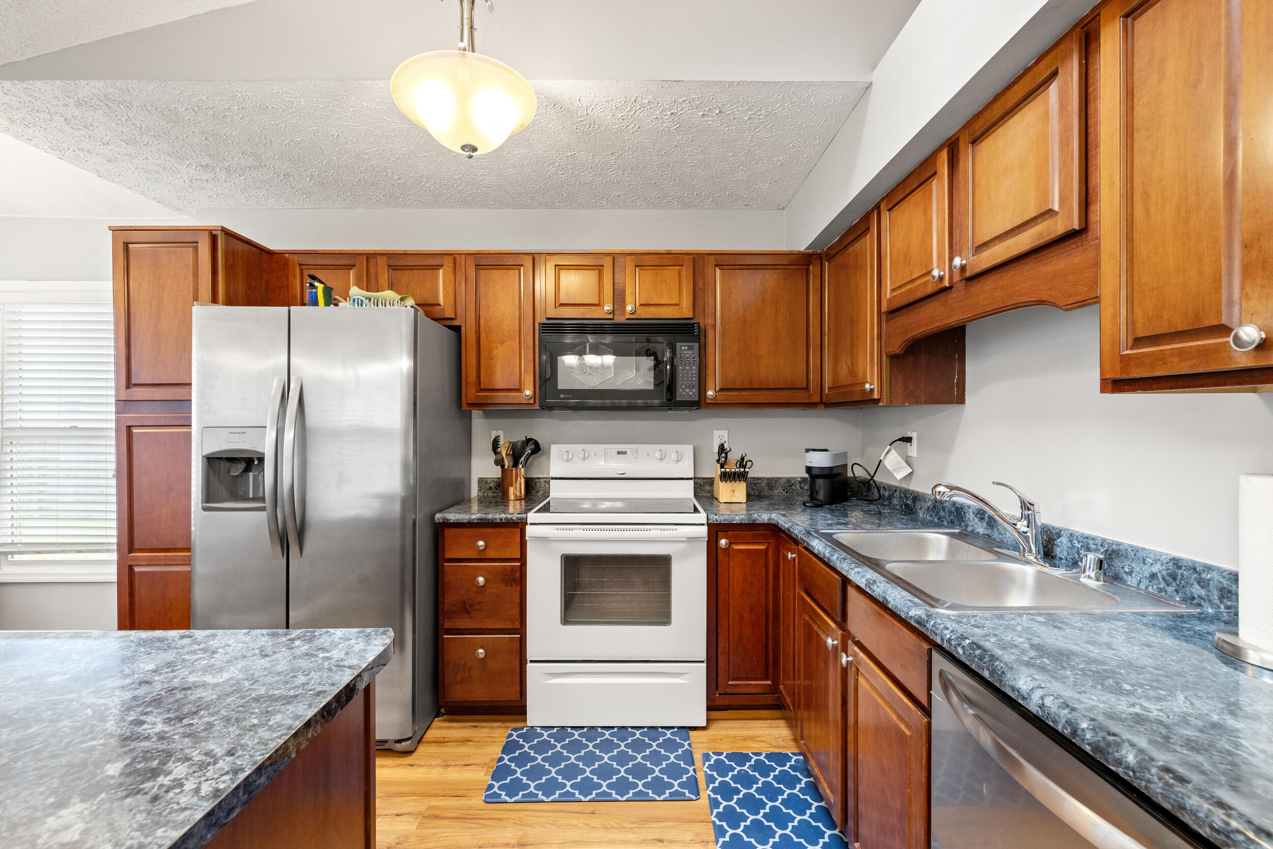 2829 Gateway Park Lane