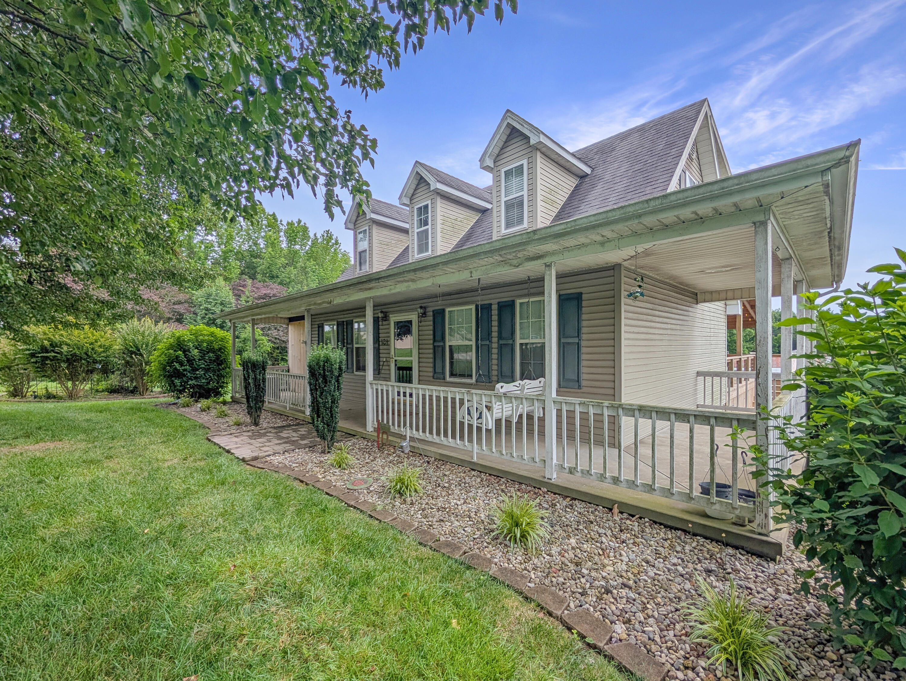 101 Simmons Springs Road