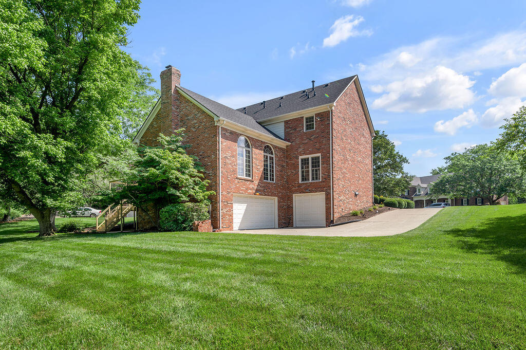 2586 Overlake Circle