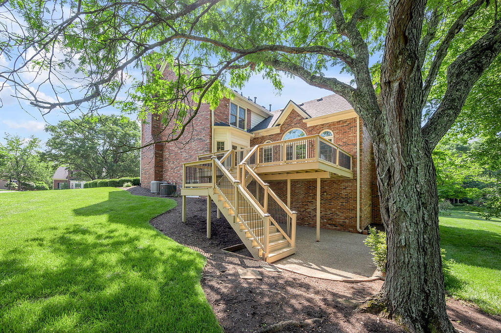 2586 Overlake Circle