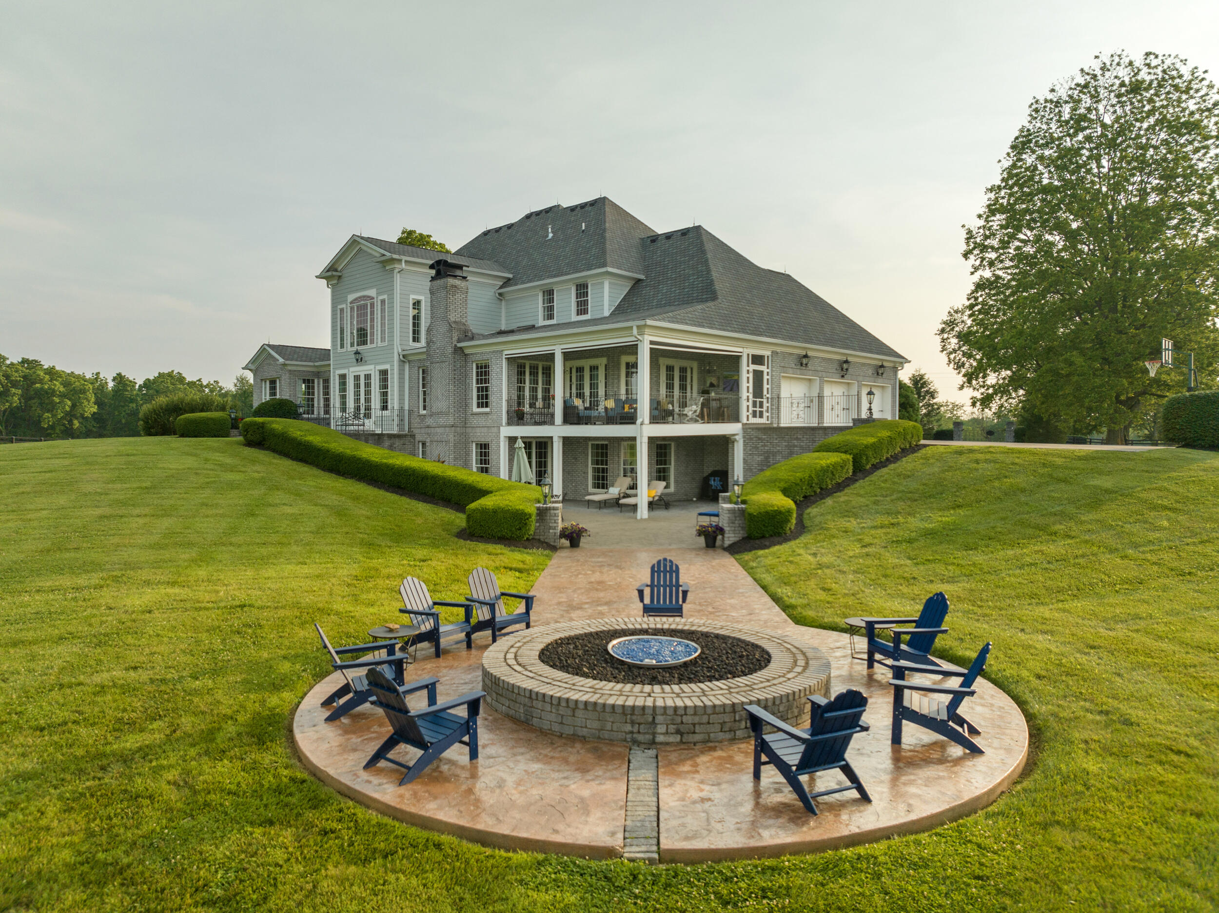 3274 North Cleveland Road