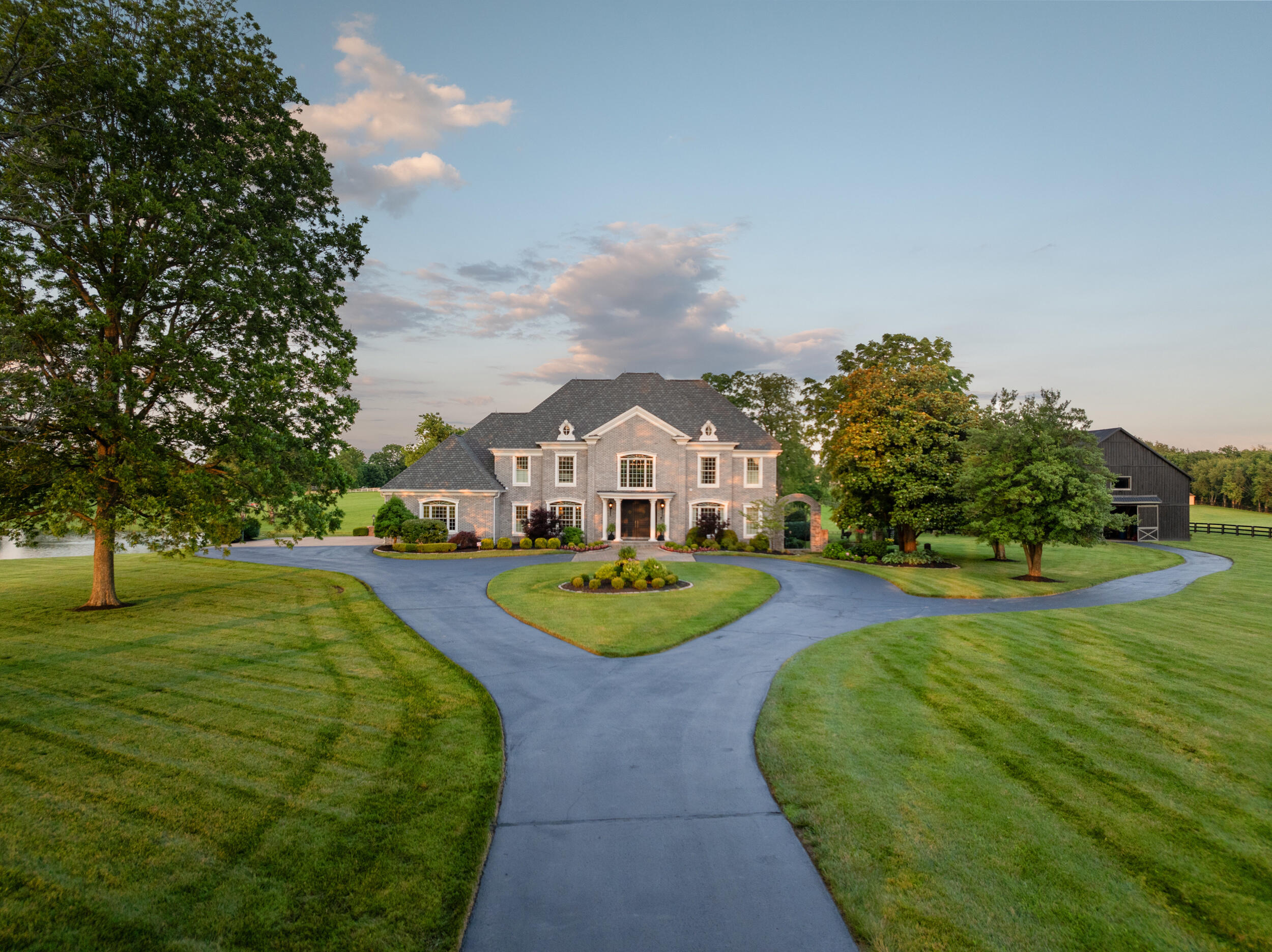3274 North Cleveland Road
