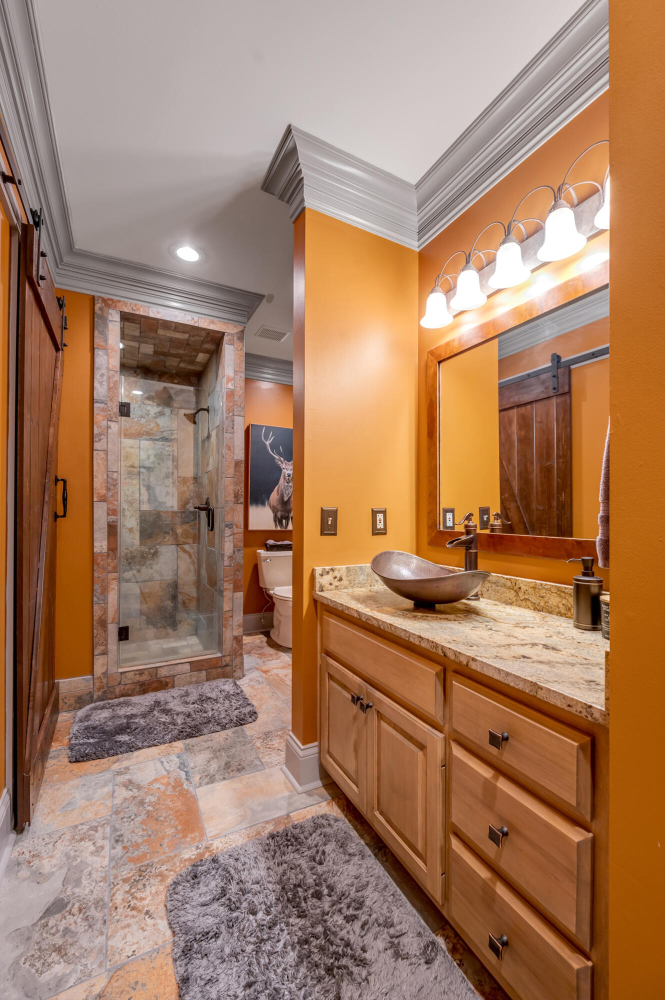 52 Avenue of Champions