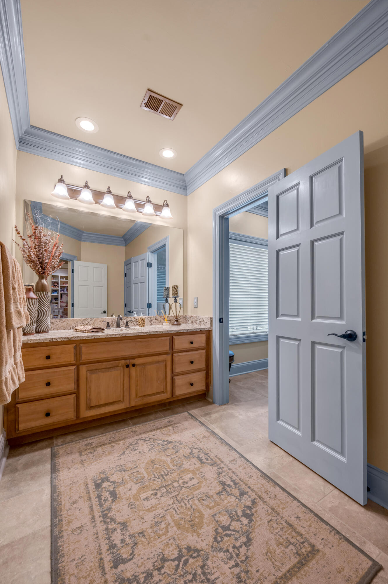 52 Avenue of Champions