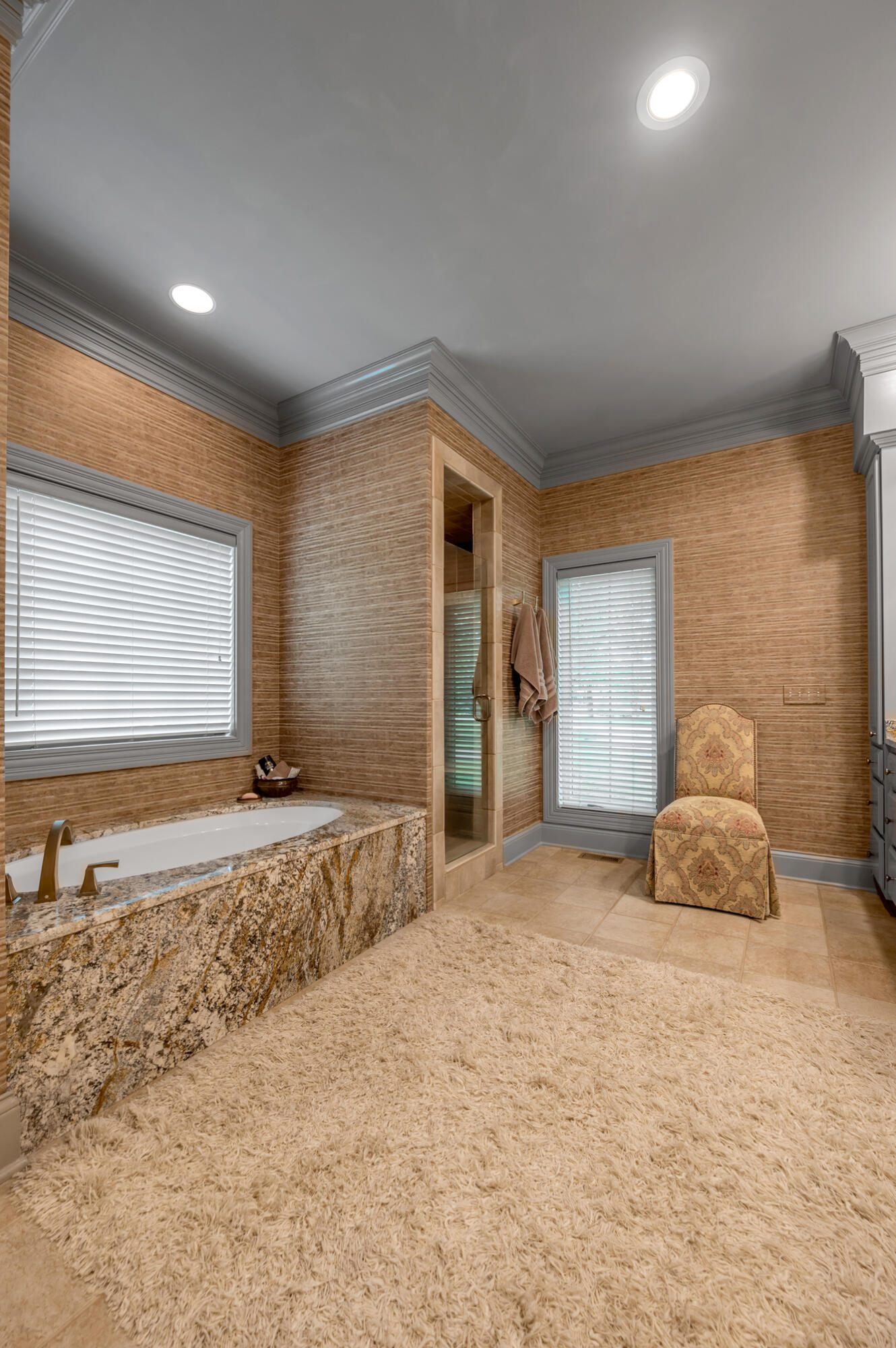 52 Avenue of Champions