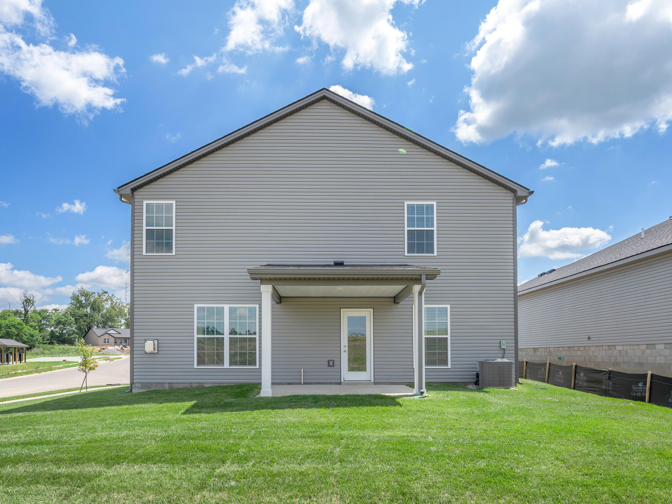 7000 Arbor Ridge Drive