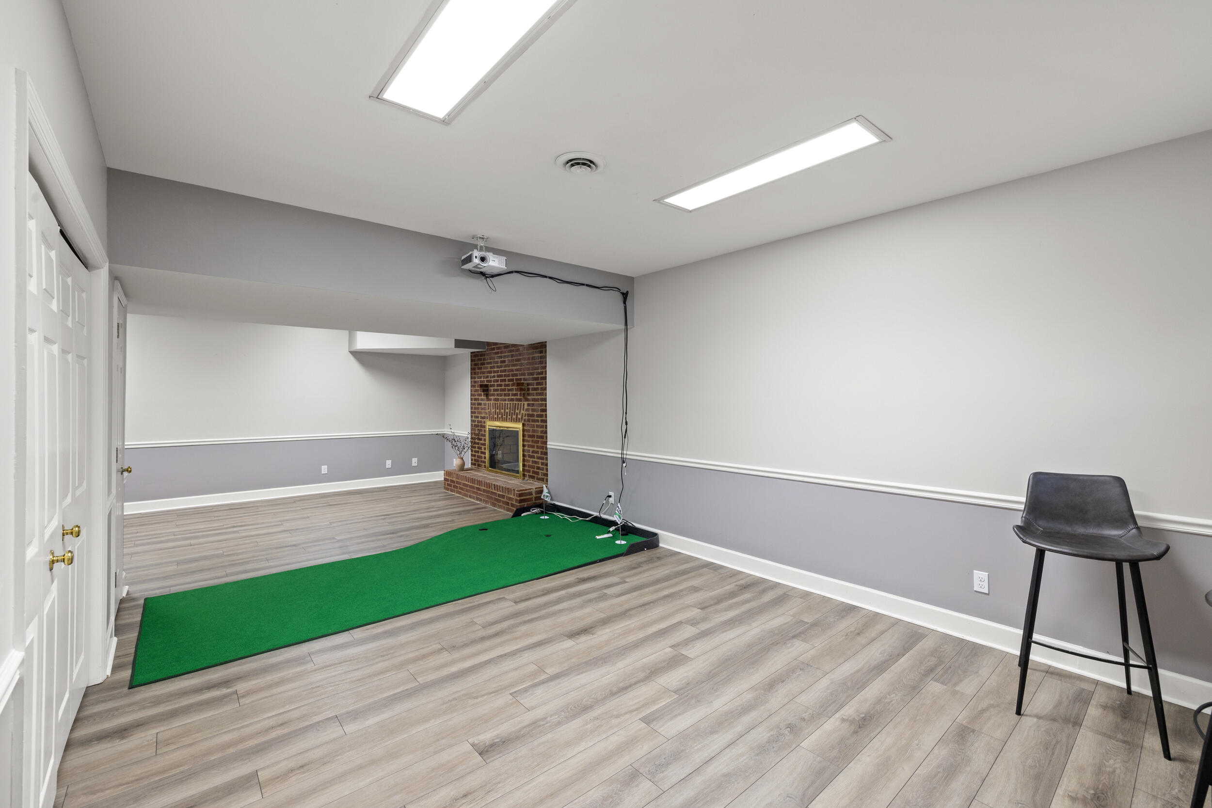 2105 Woodley Circle