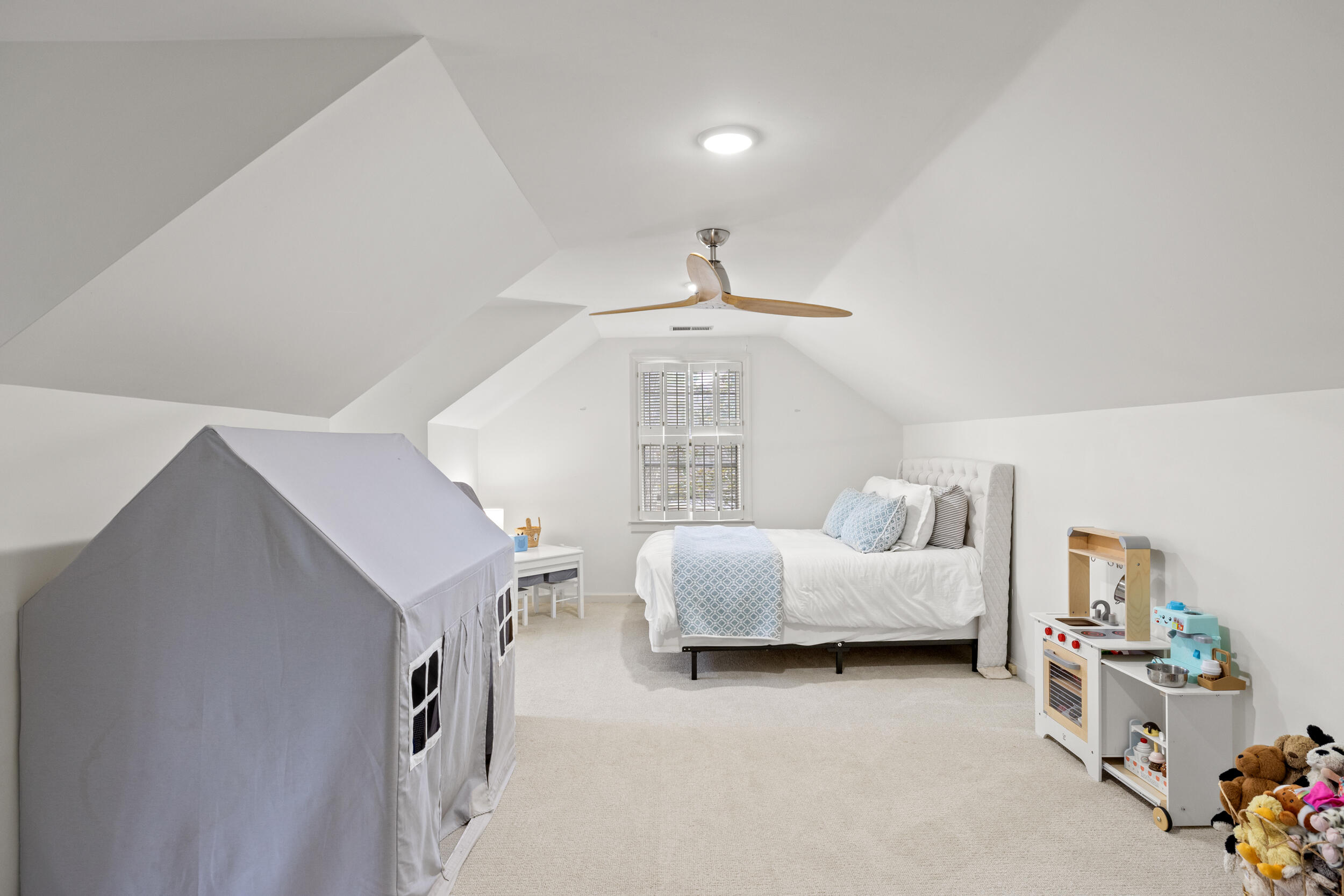 2105 Woodley Circle