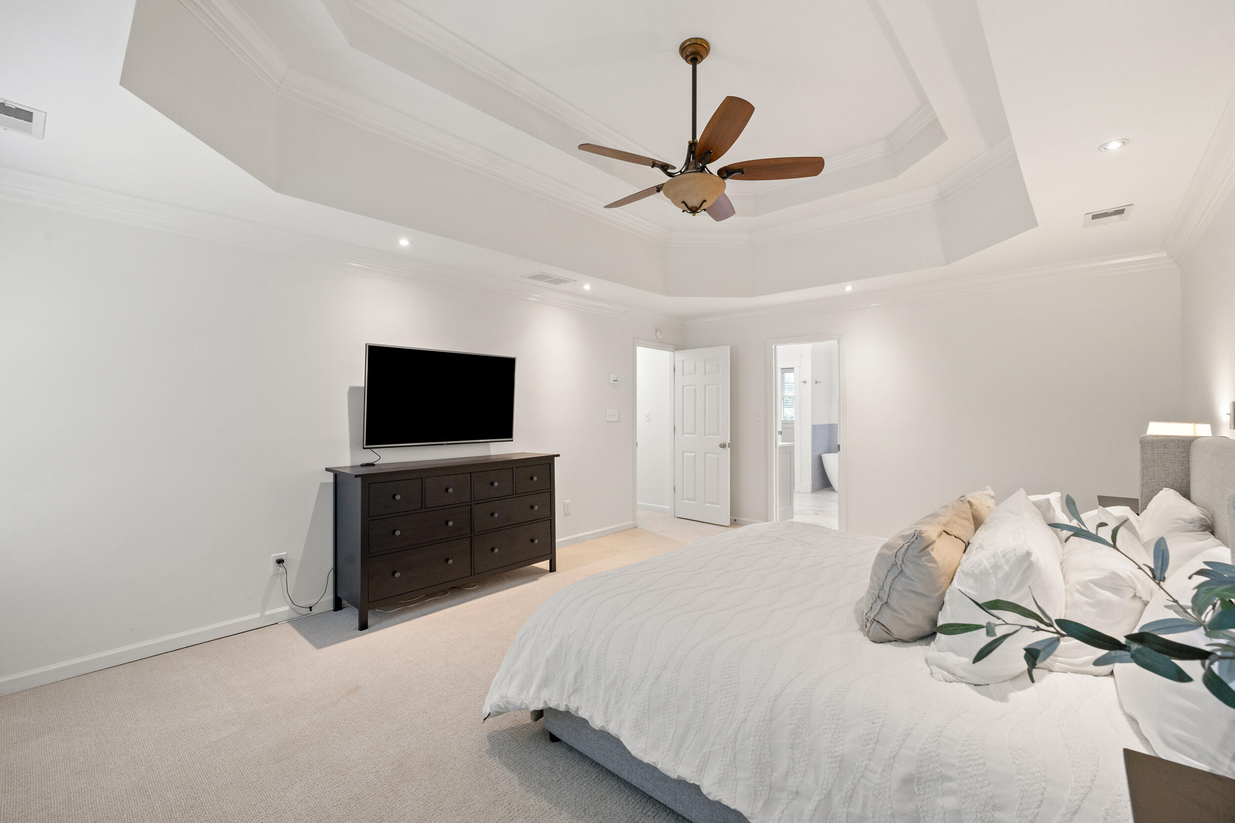 2105 Woodley Circle