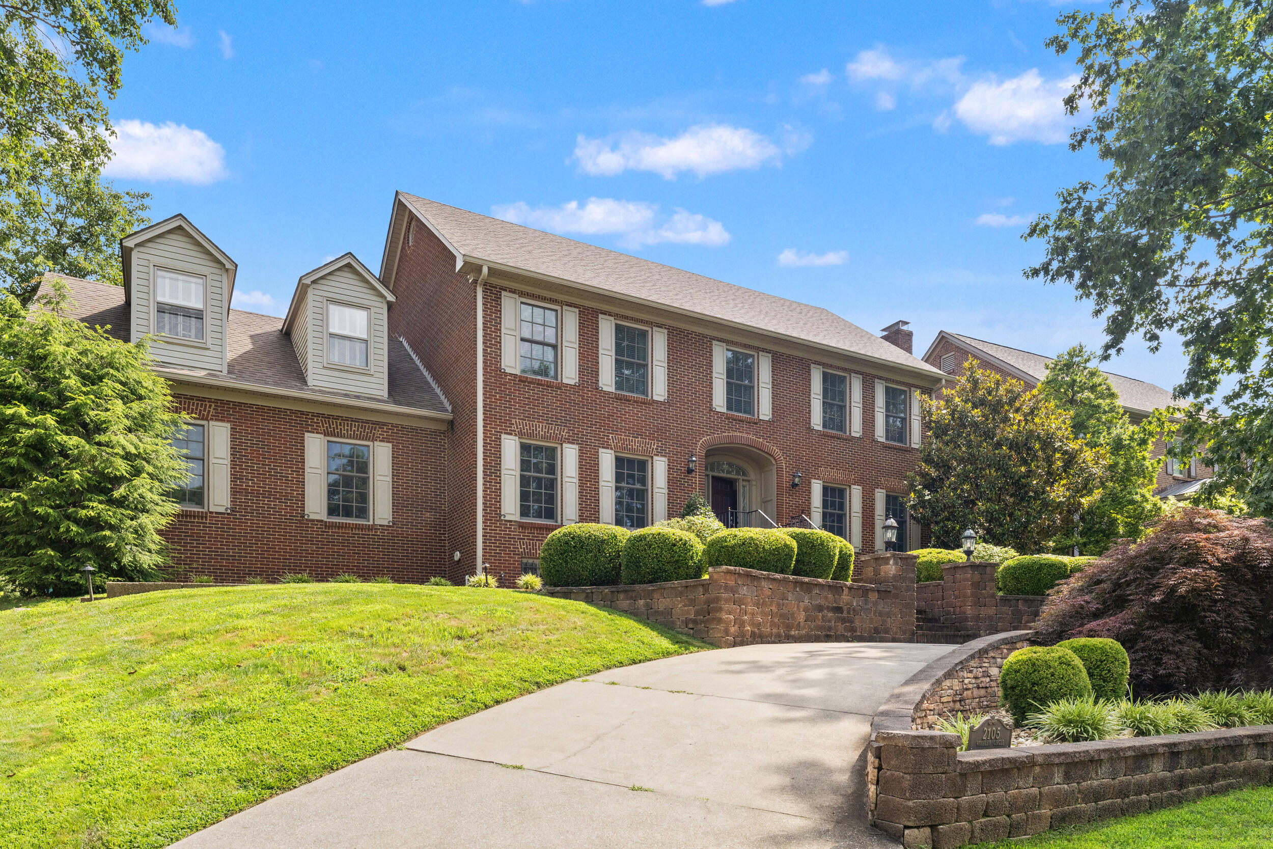 2105 Woodley Circle