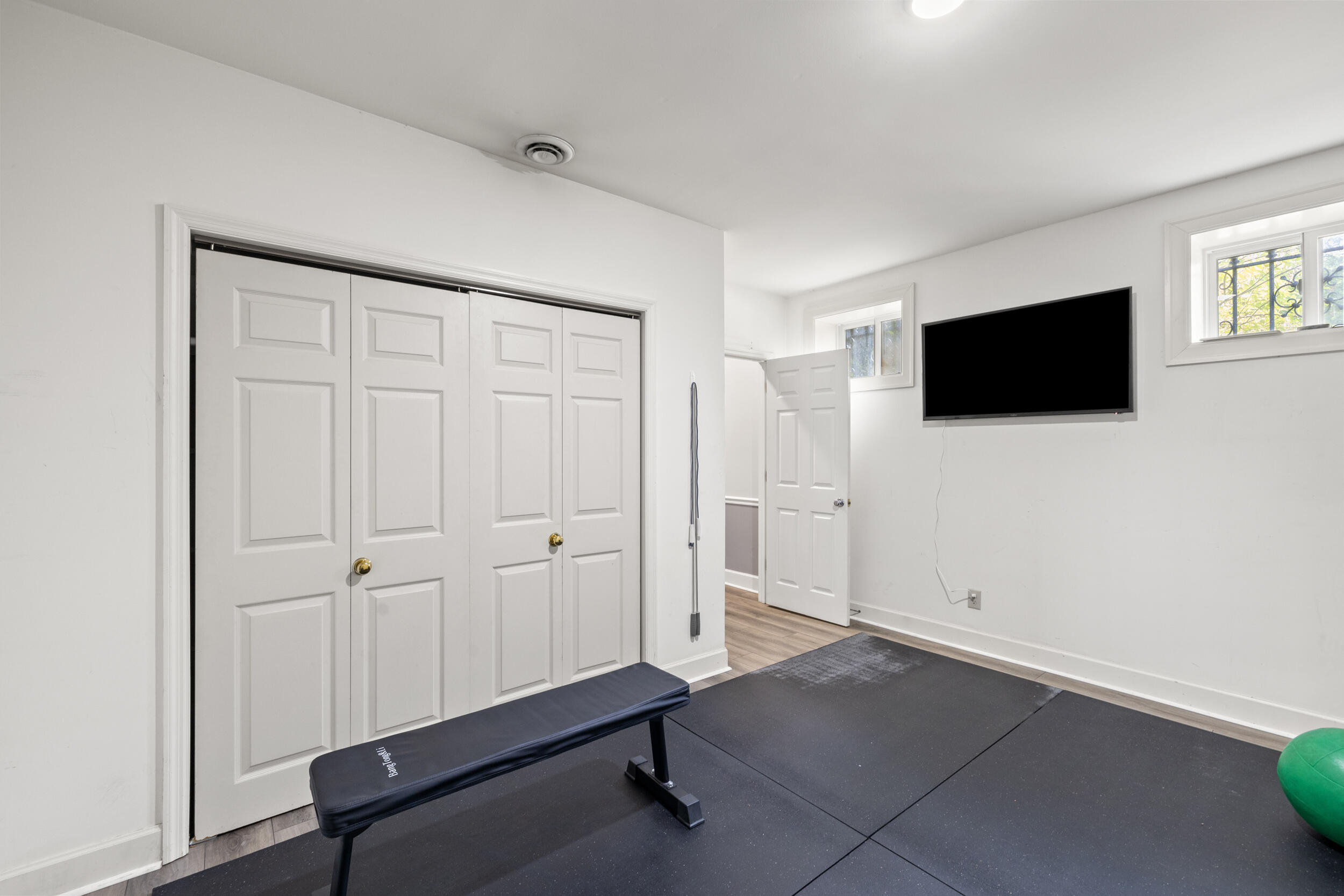2105 Woodley Circle