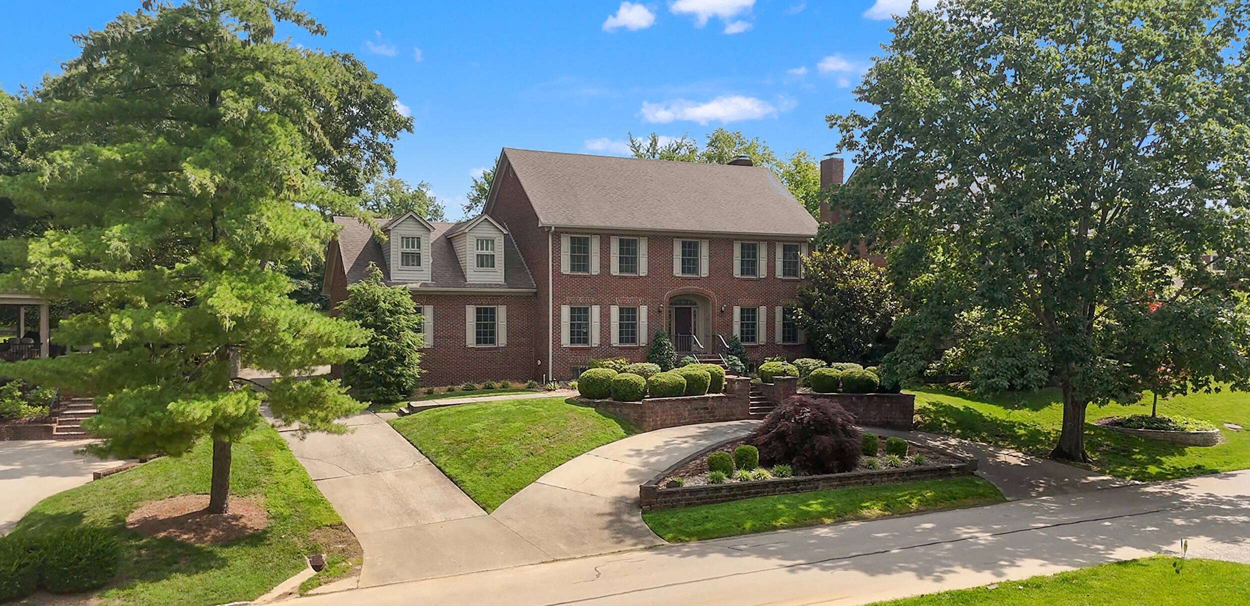2105 Woodley Circle