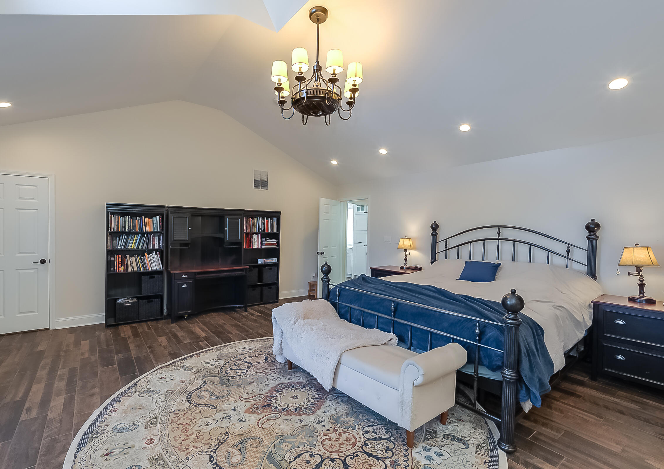 3325 Old Frankfort Pike
