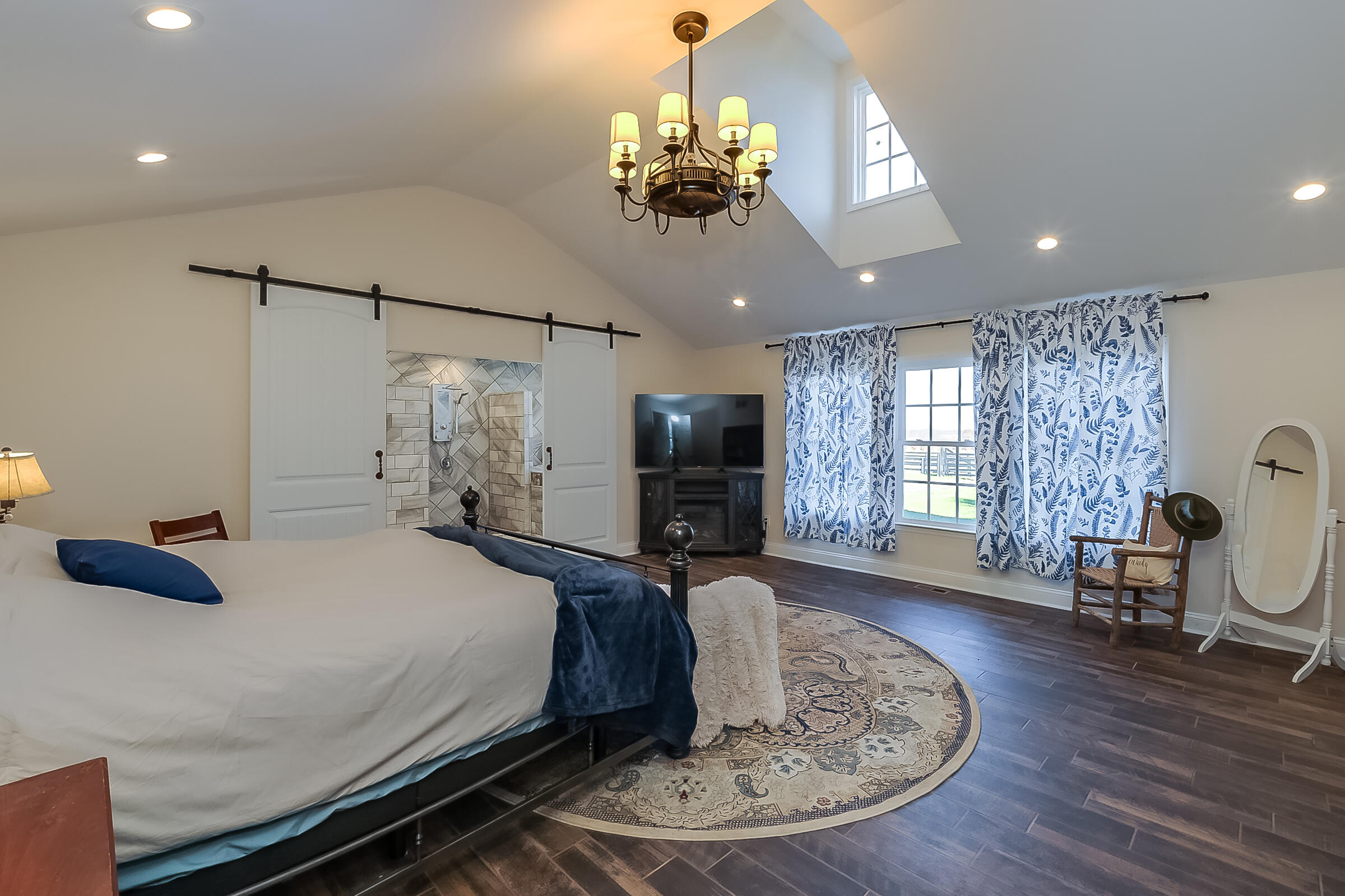 3325 Old Frankfort Pike