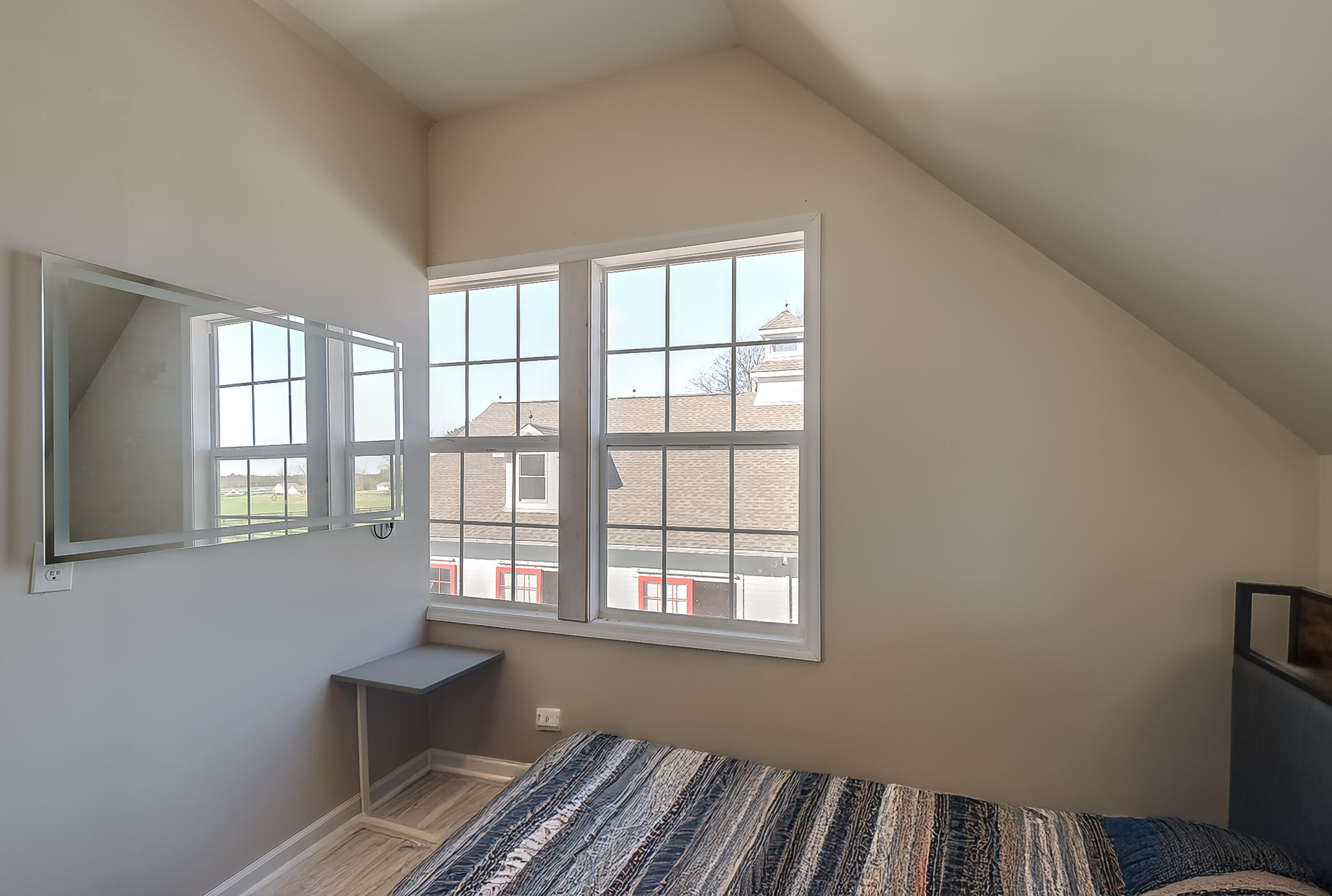 3325 Old Frankfort Pike