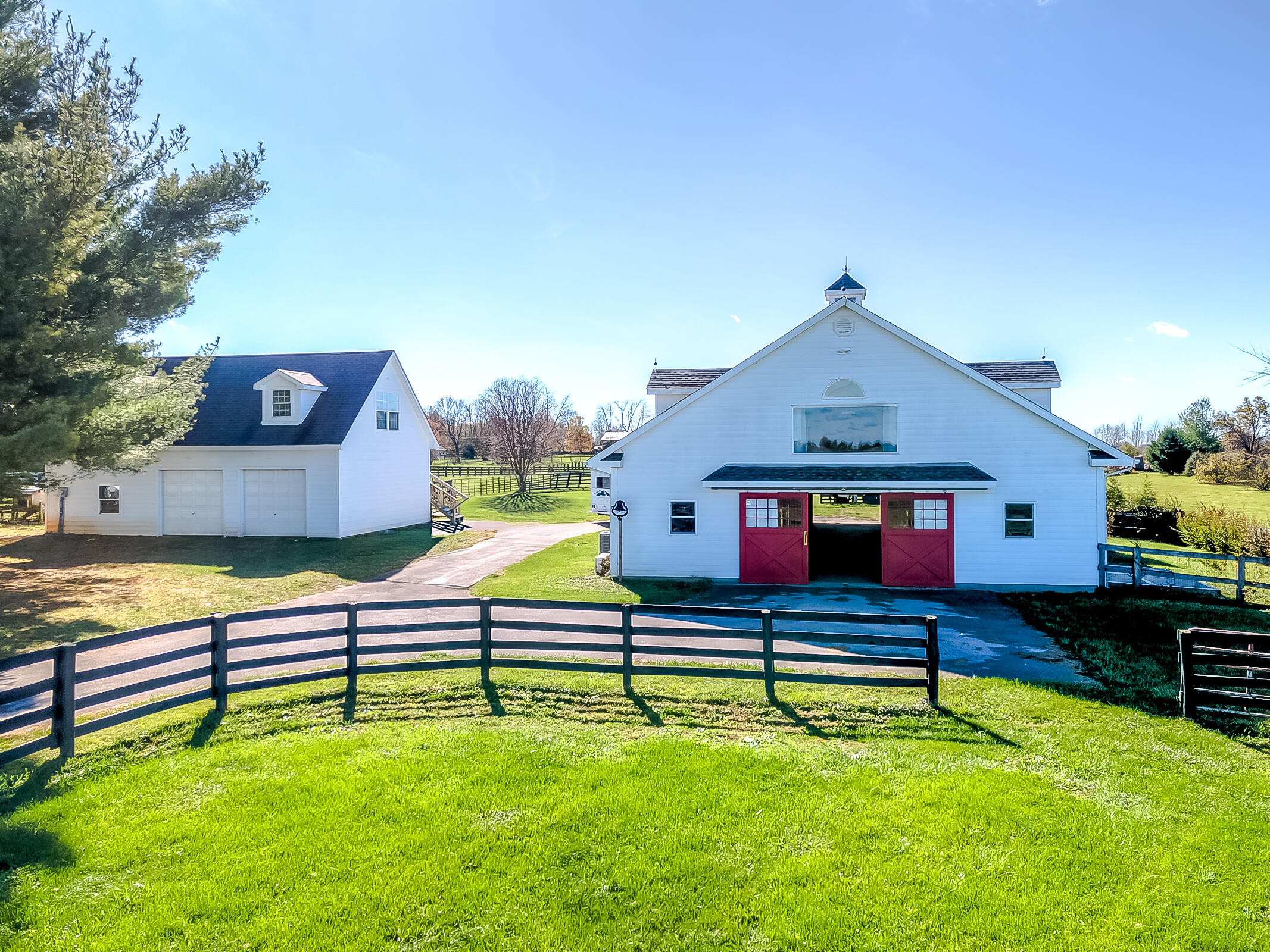 3325 Old Frankfort Pike