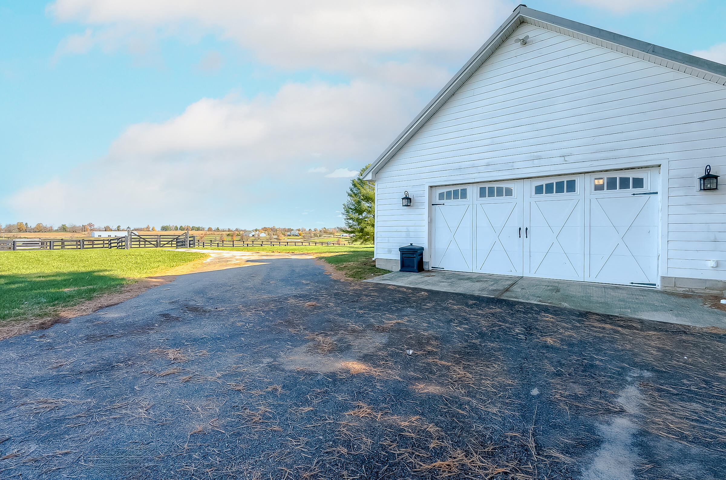 3325 Old Frankfort Pike