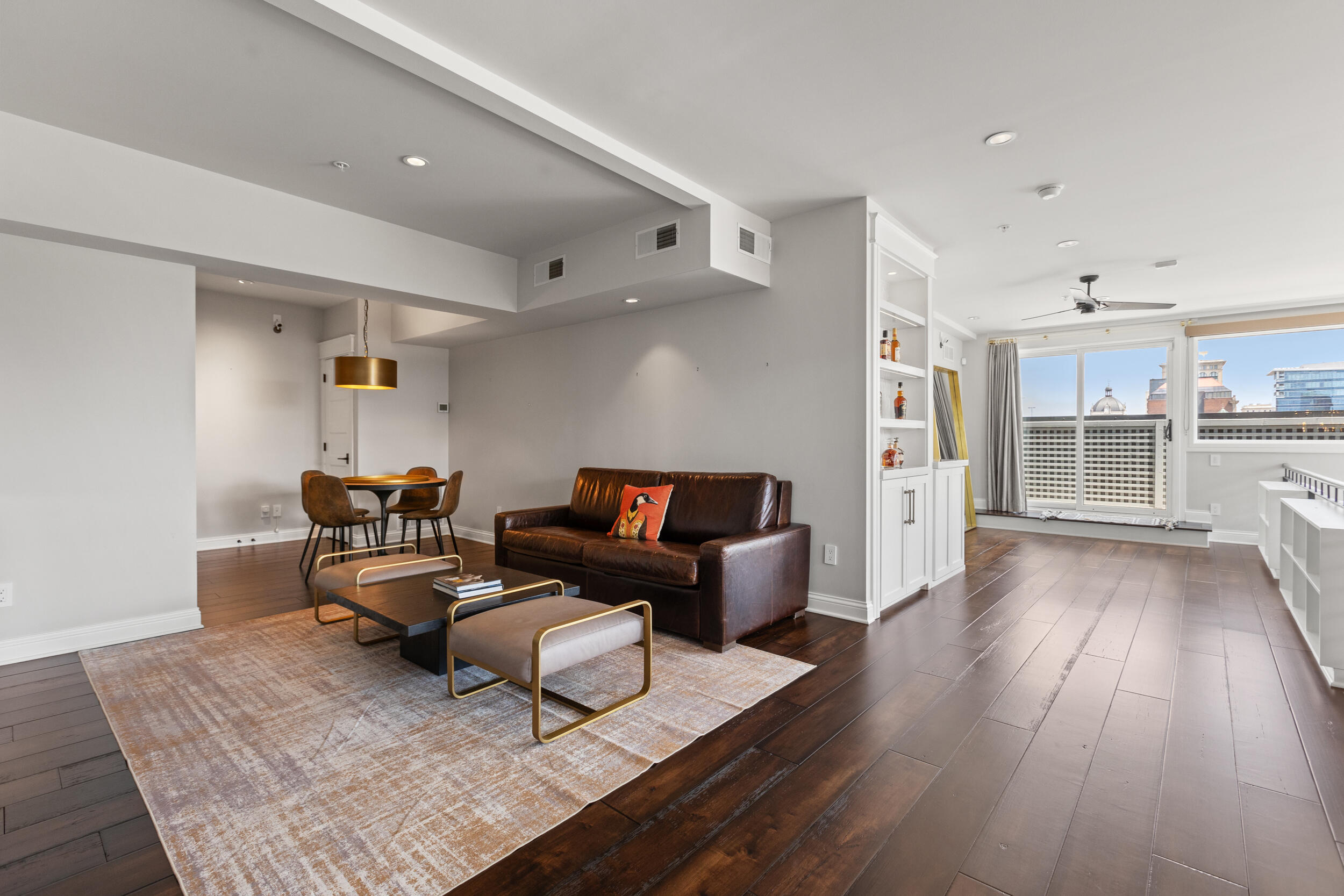 505 West Main Street, 501