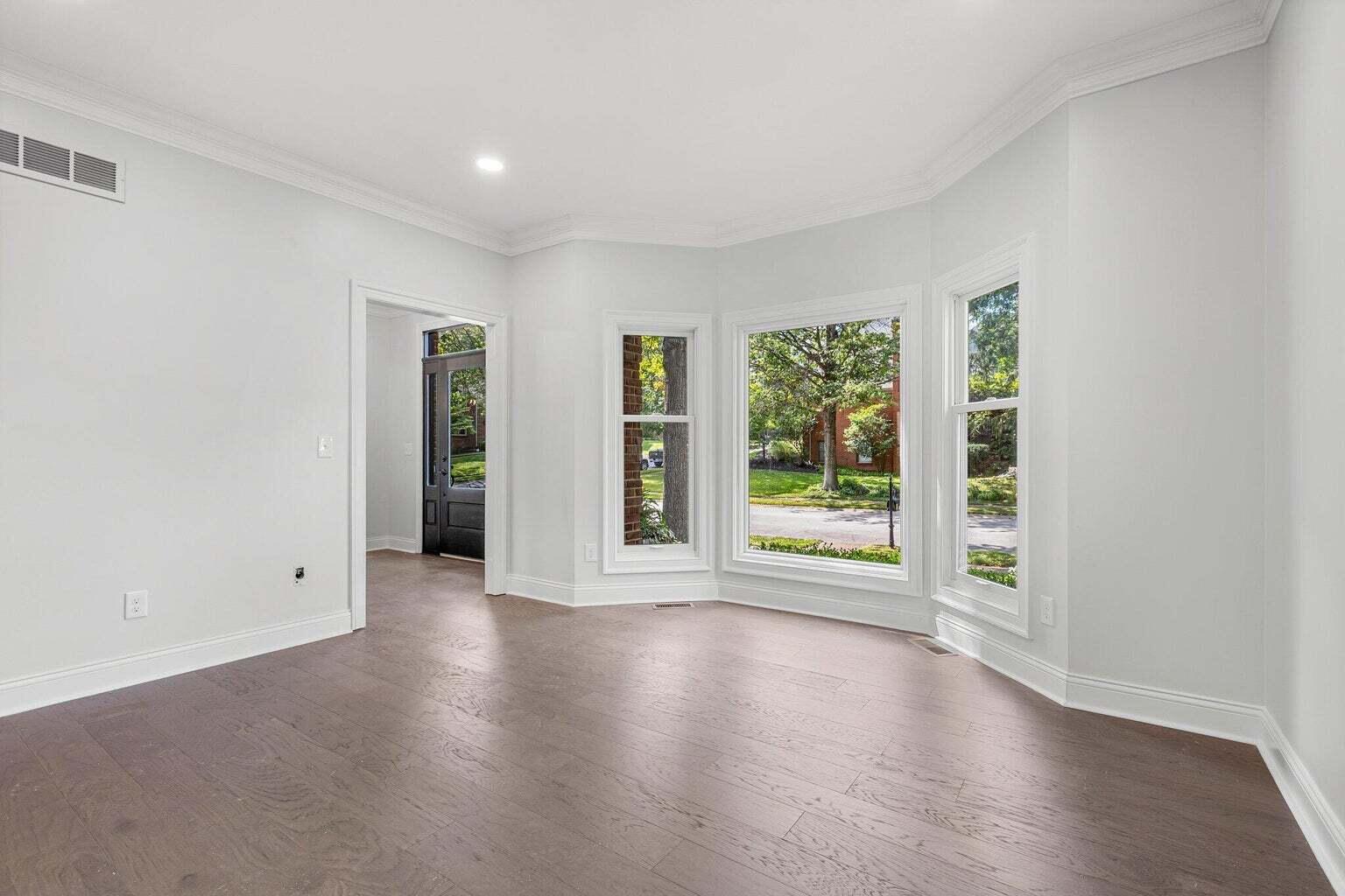 4744 Inman Drive