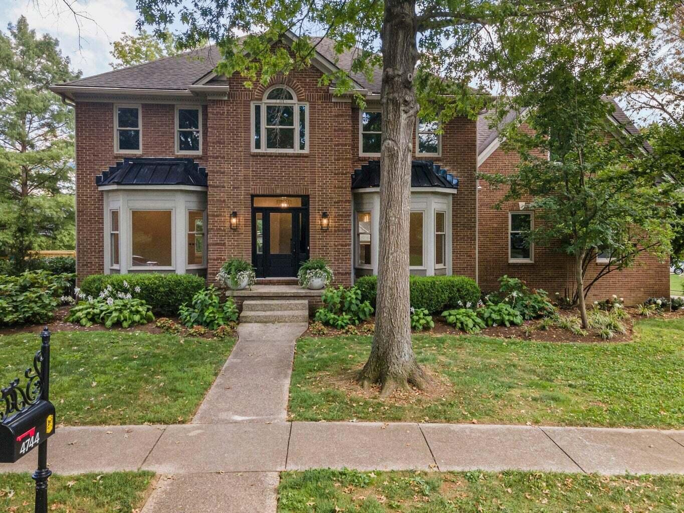 4744 Inman Drive