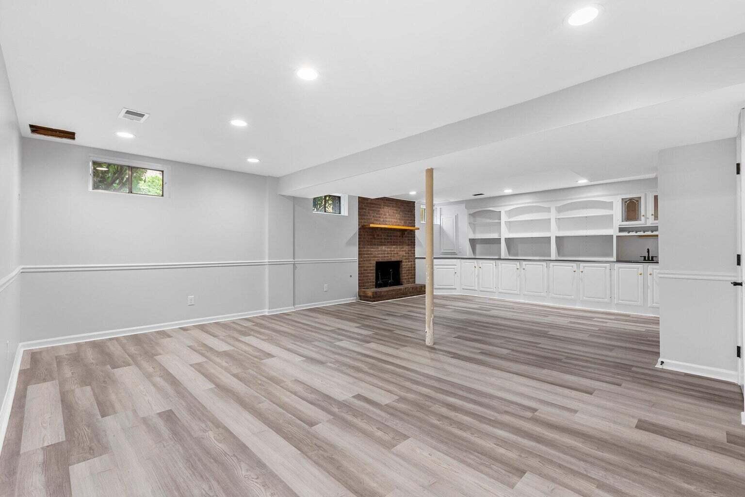 4744 Inman Drive