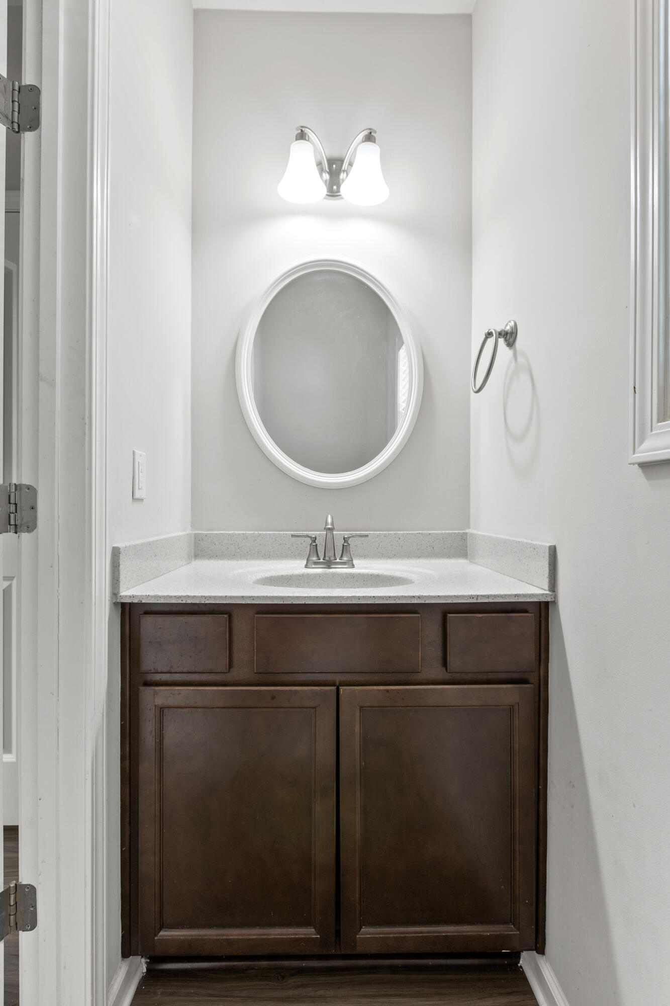 3663 Bay Springs Park