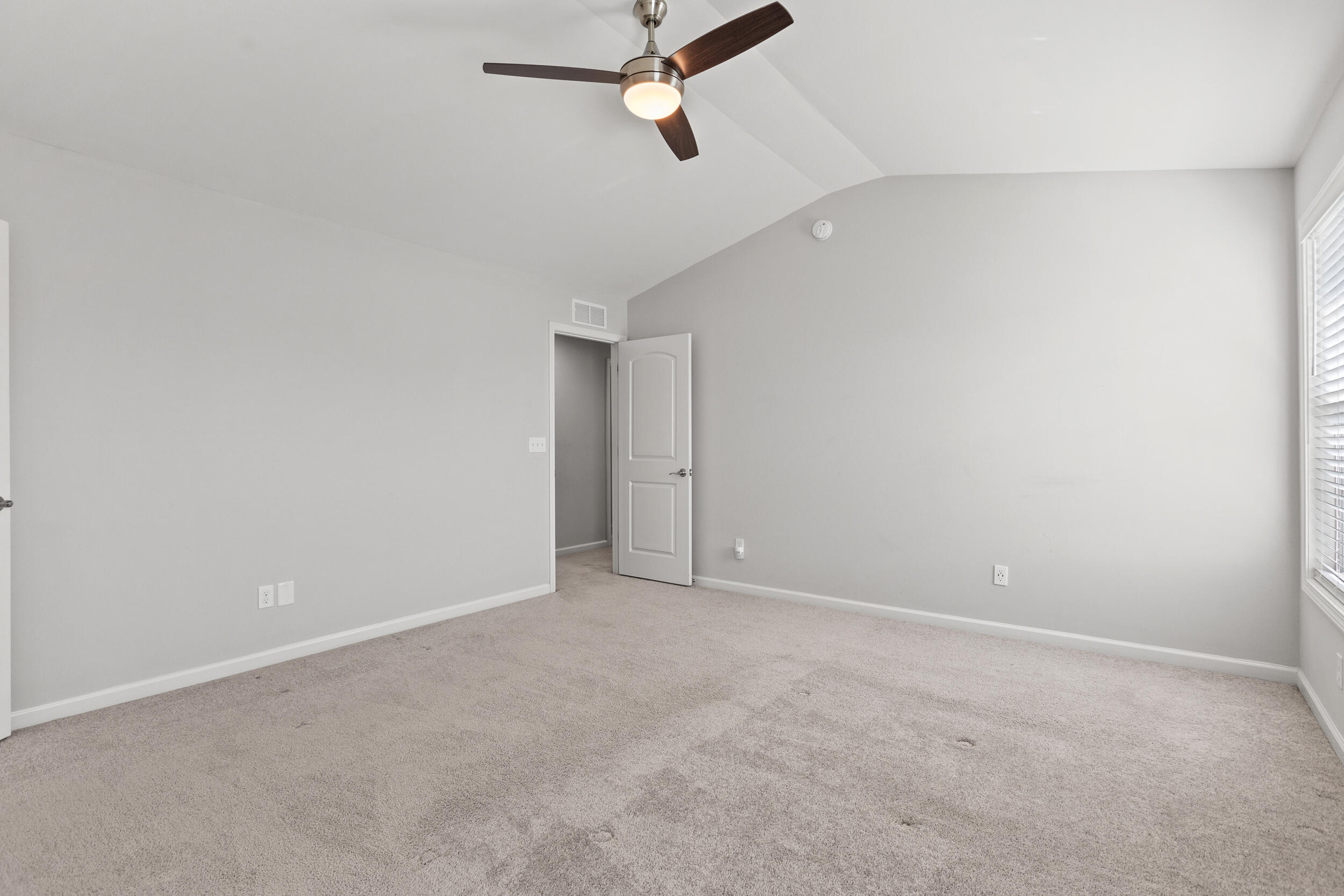 3663 Bay Springs Park