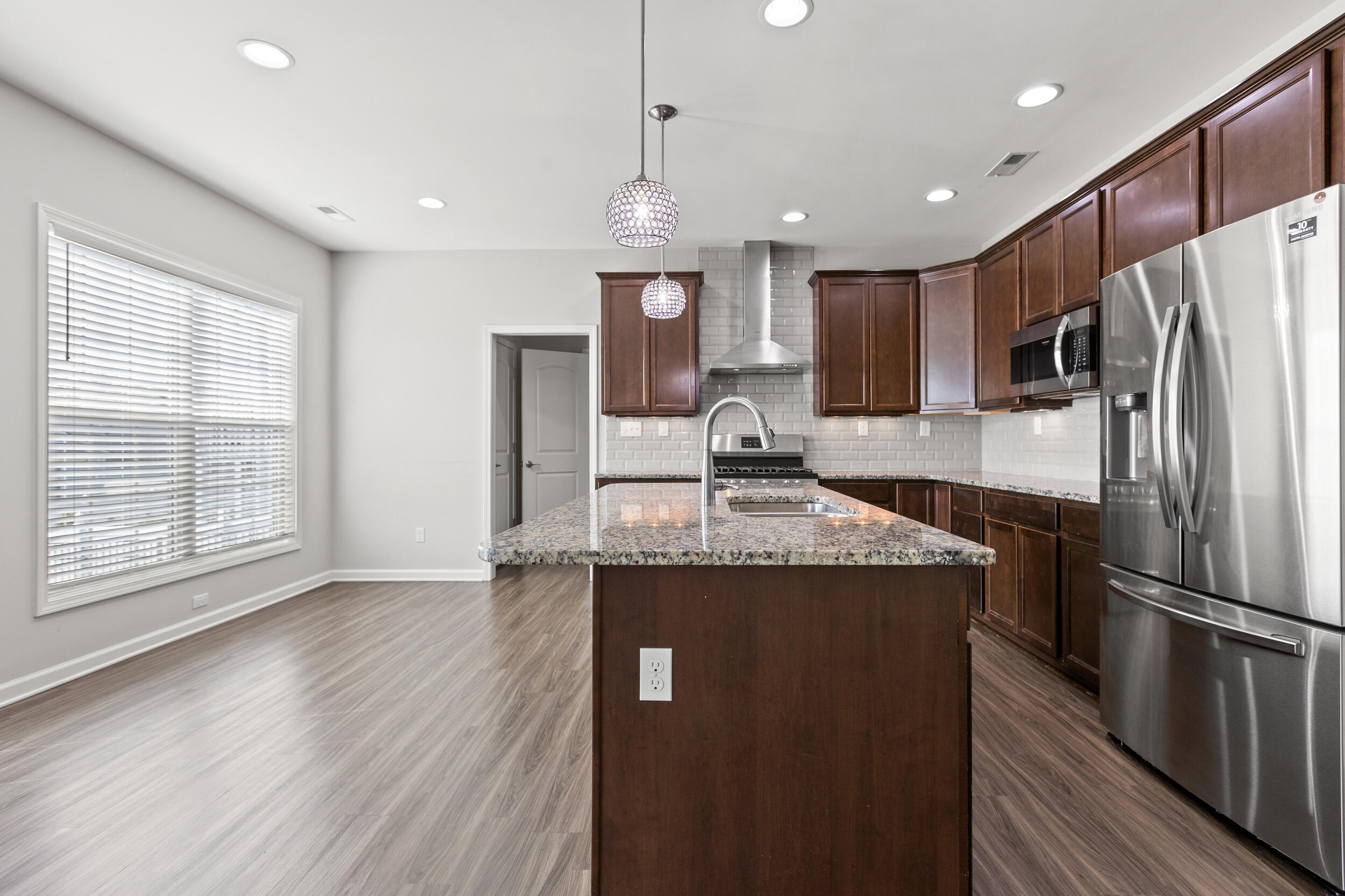 3663 Bay Springs Park