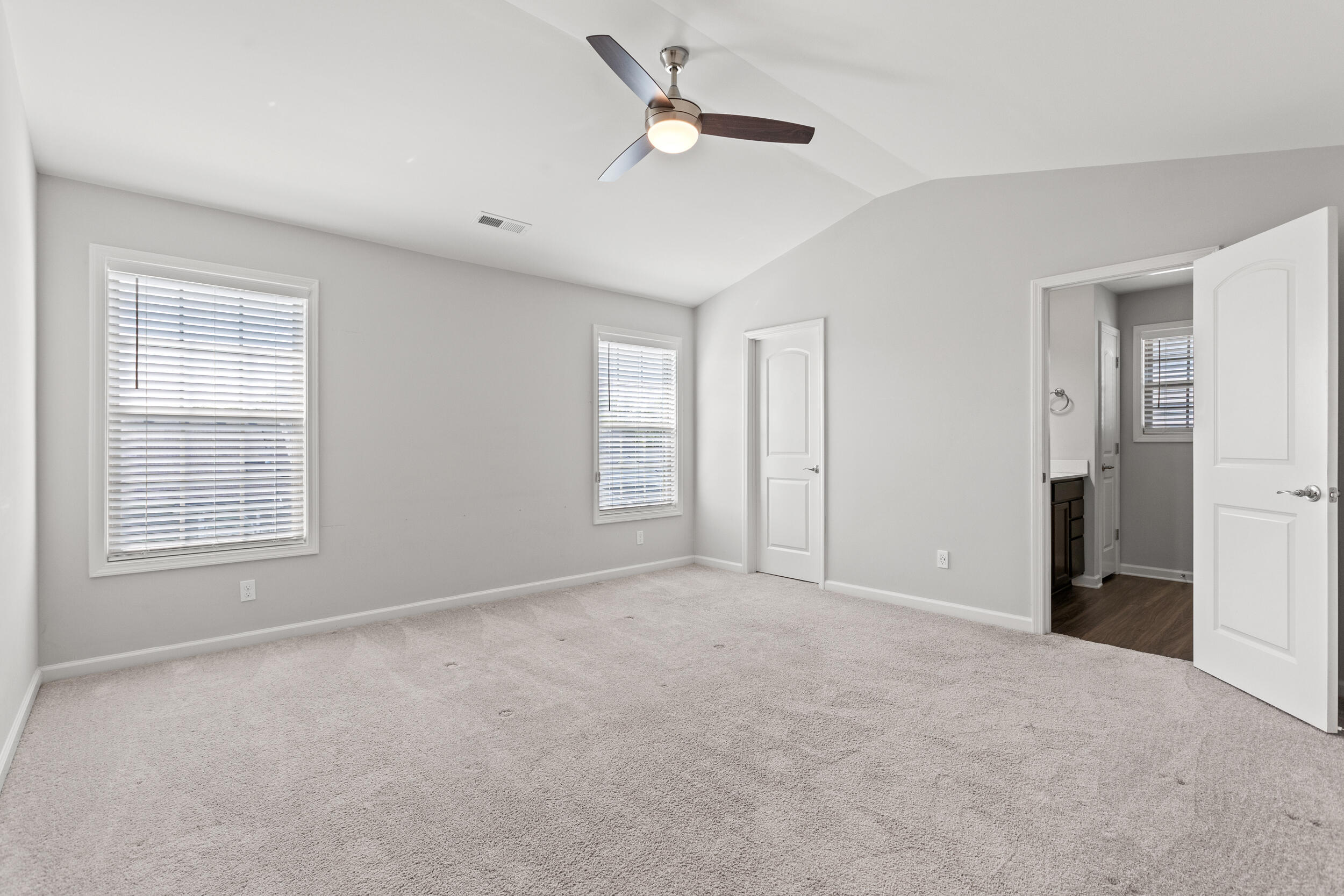 3663 Bay Springs Park