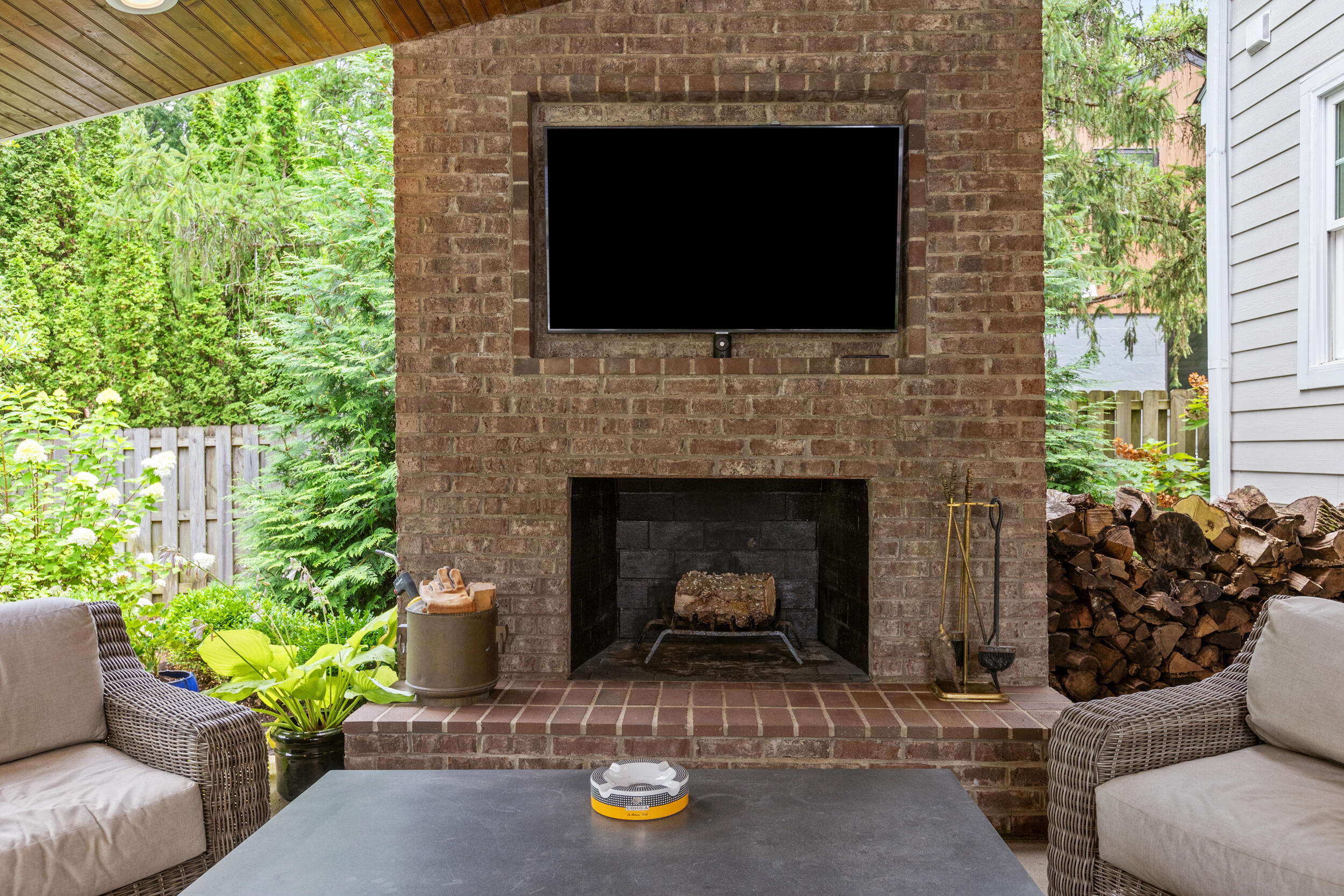 115 Cherokee Park