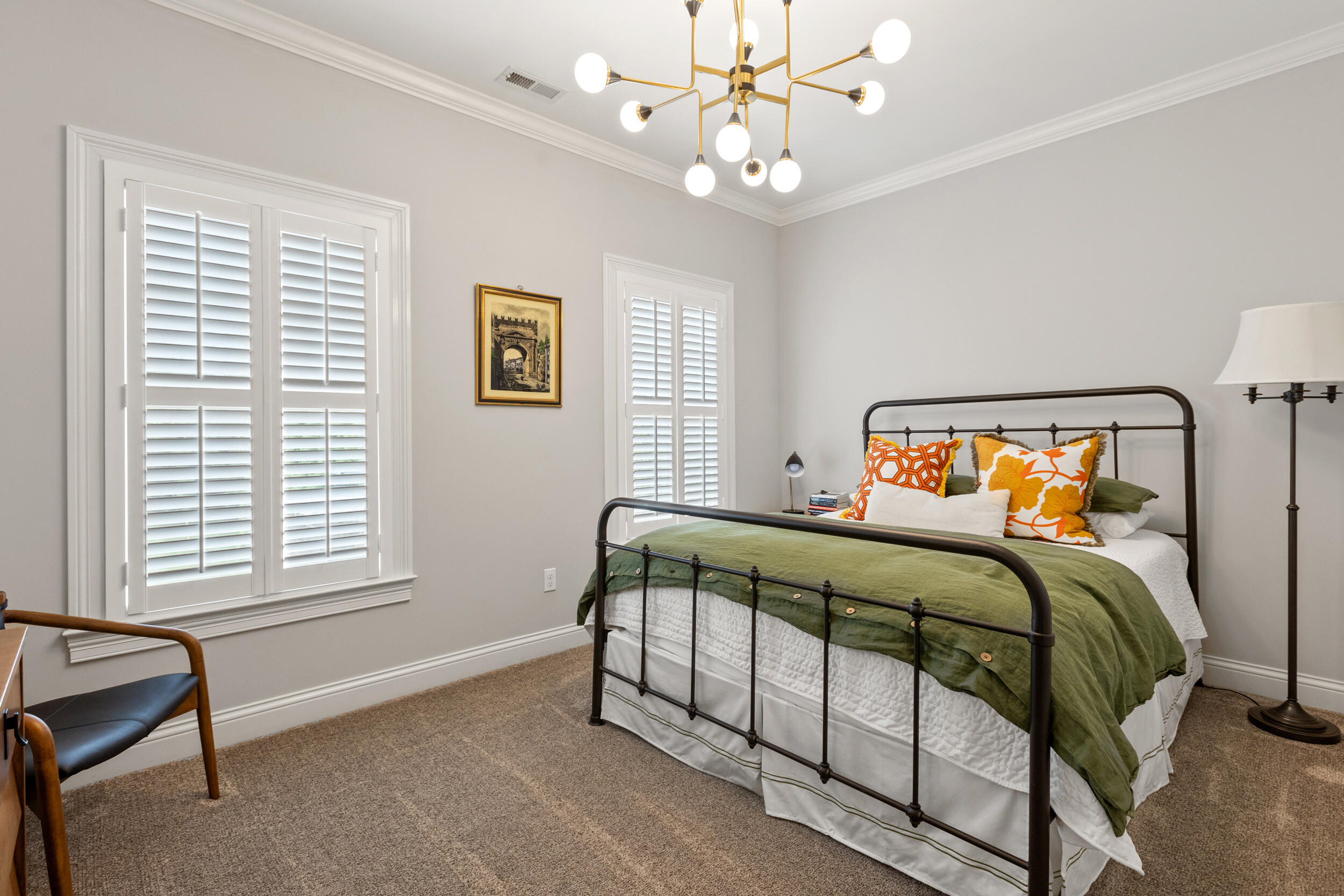 115 Cherokee Park