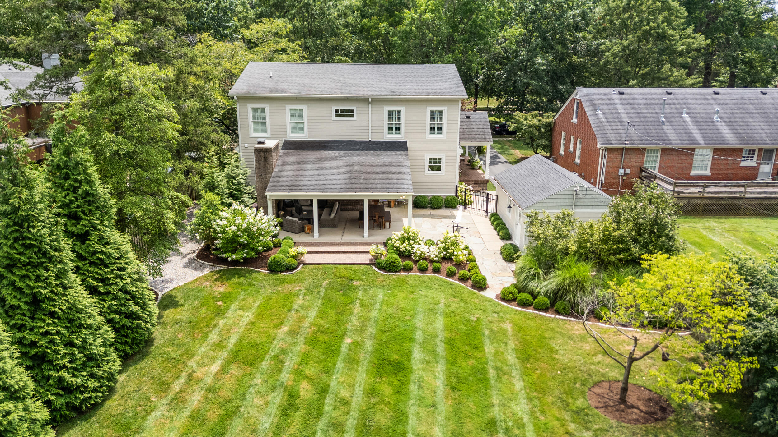 115 Cherokee Park