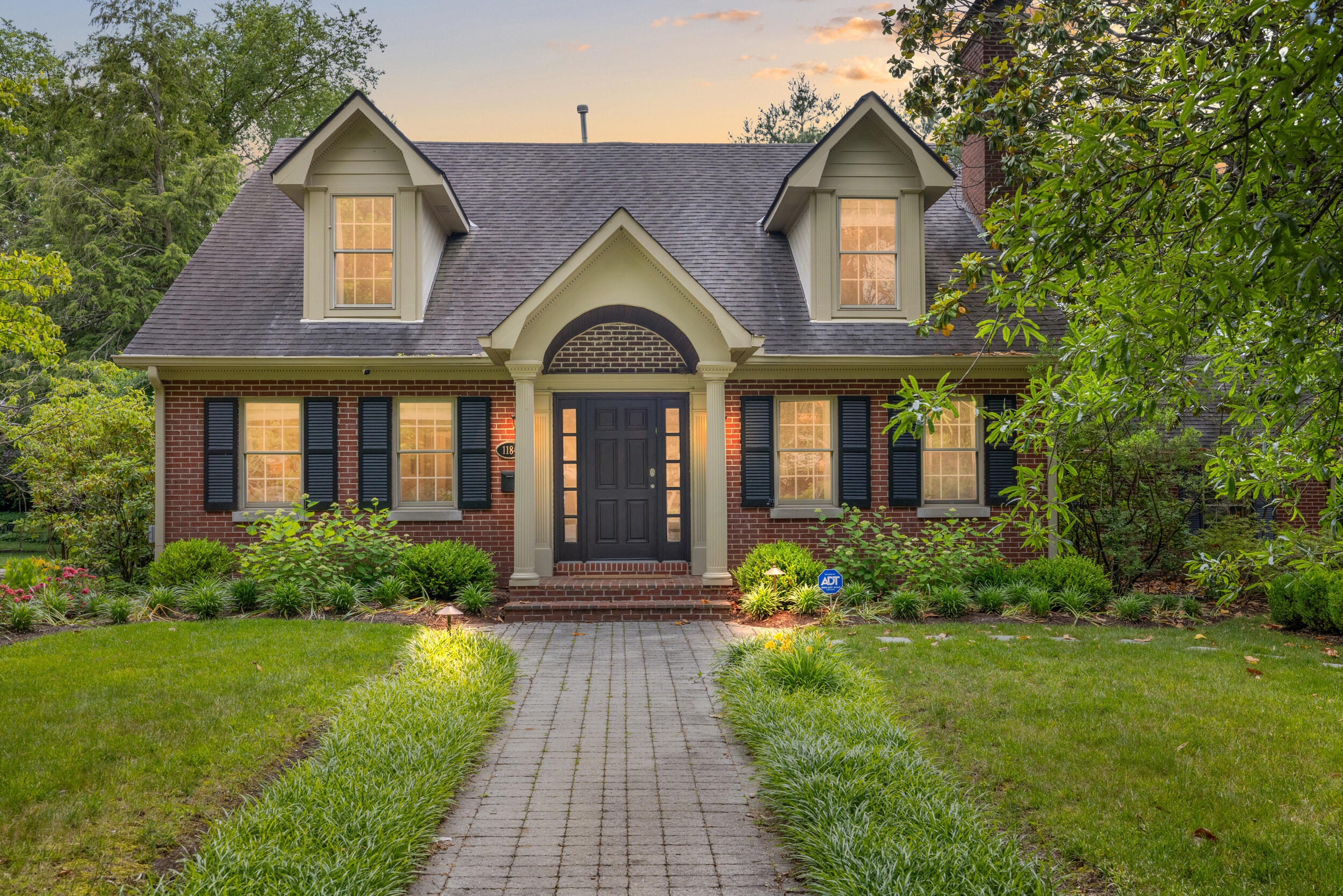 1184 Lakewood Drive