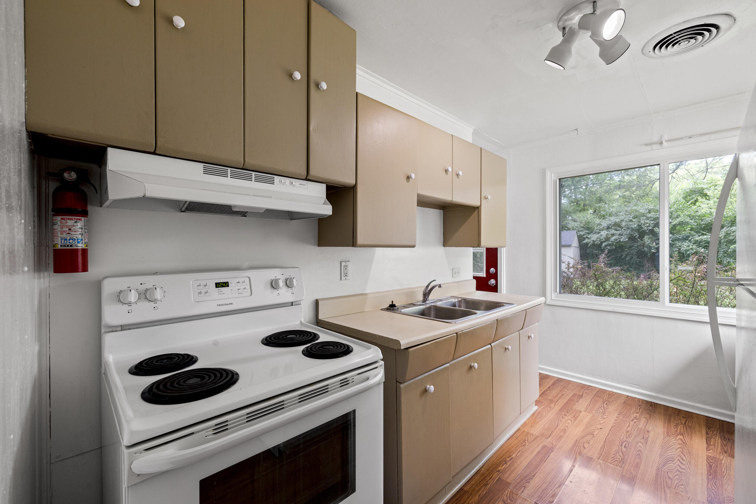 326 Hummingbird Lane