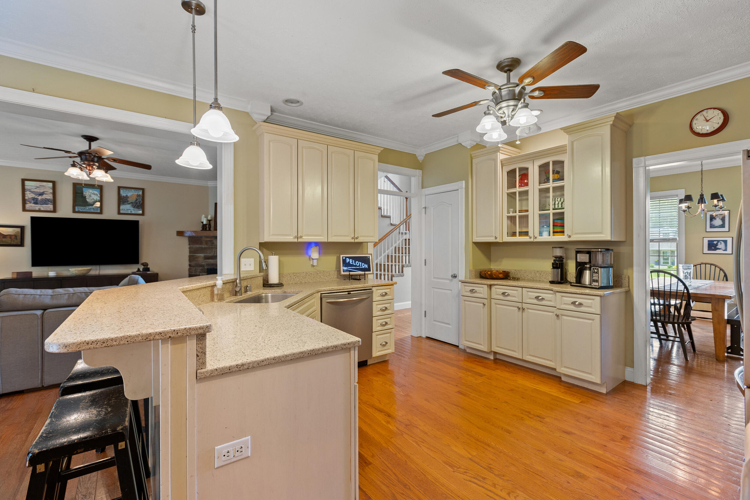 1048 Diamond Brook Drive