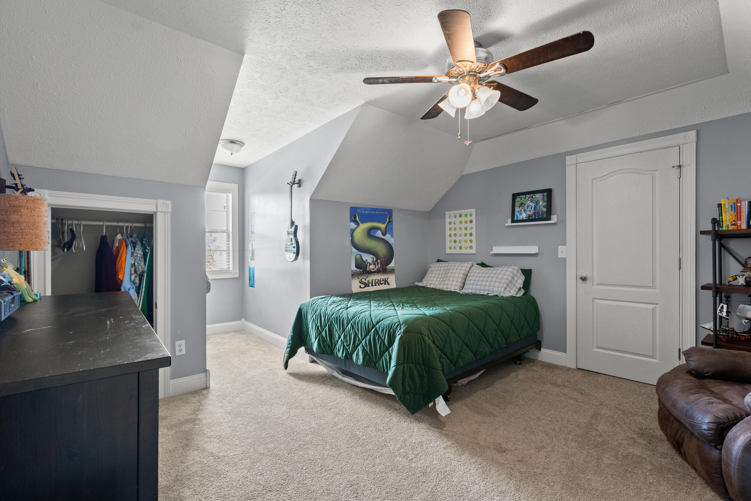 1048 Diamond Brook Drive