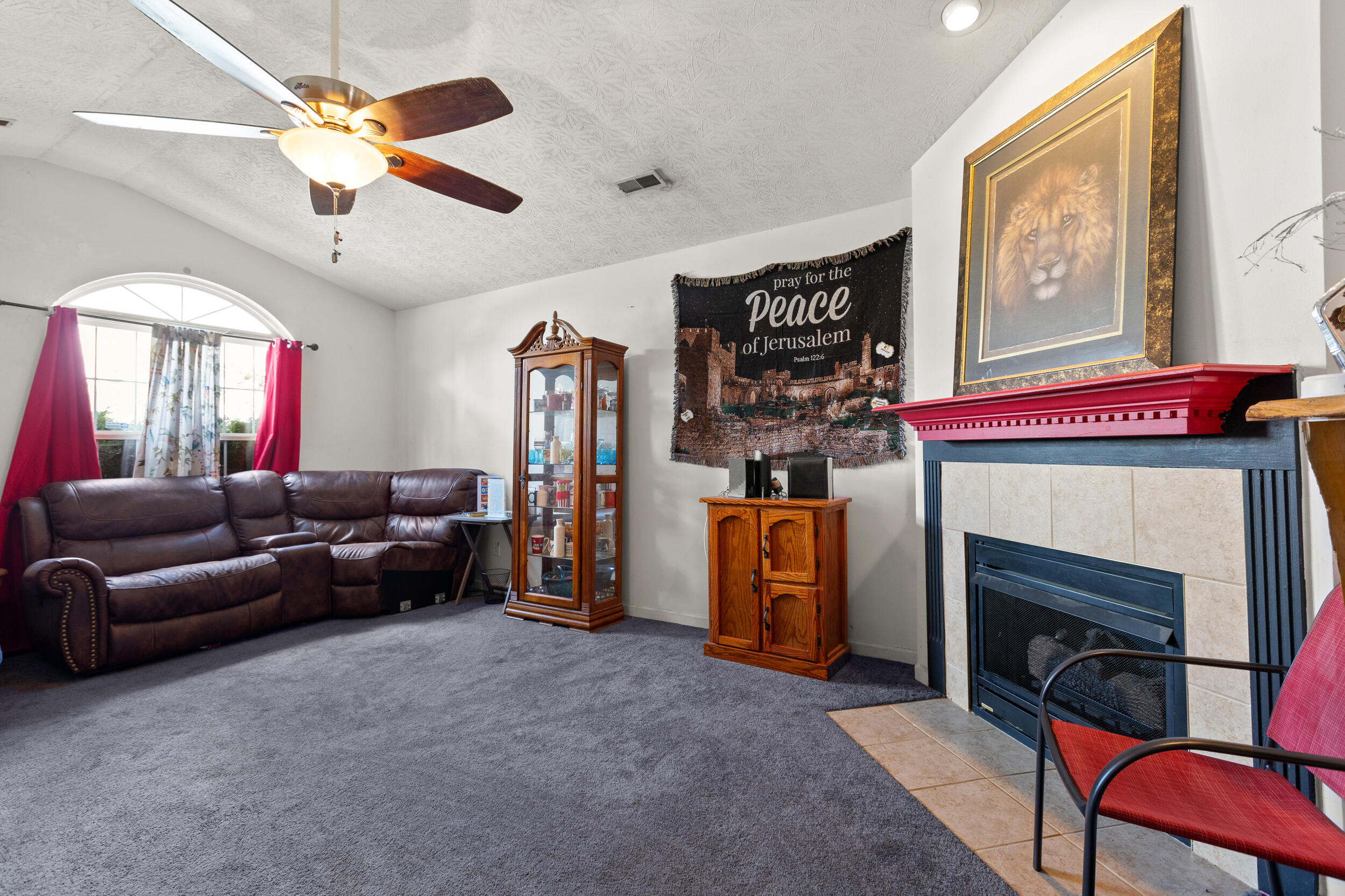 115 Ruffian Trail
