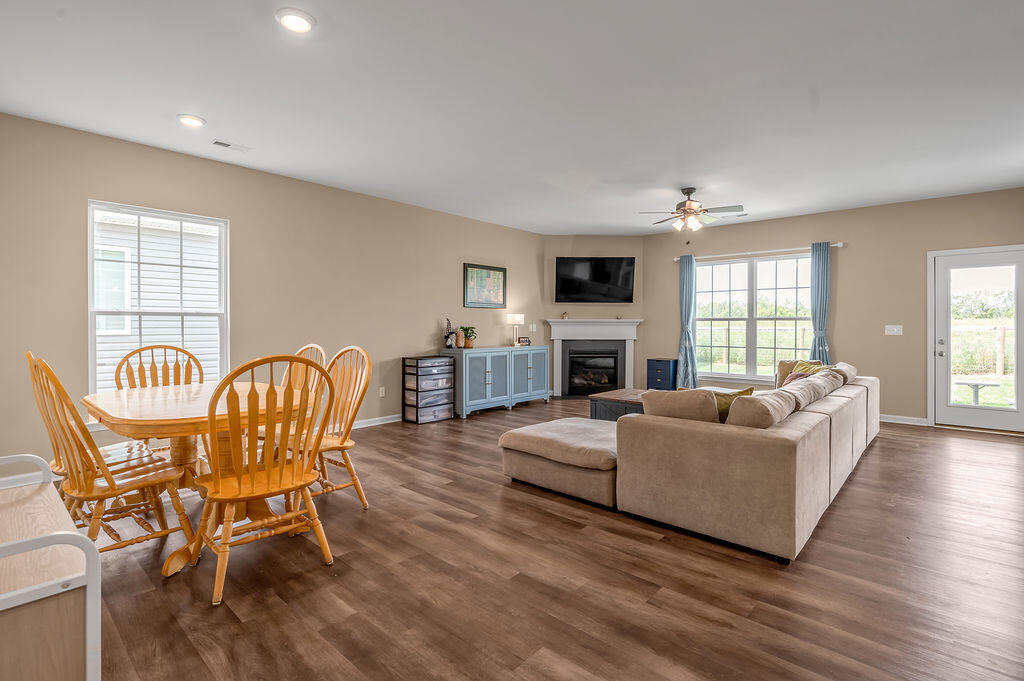 123 Strawberry Lane