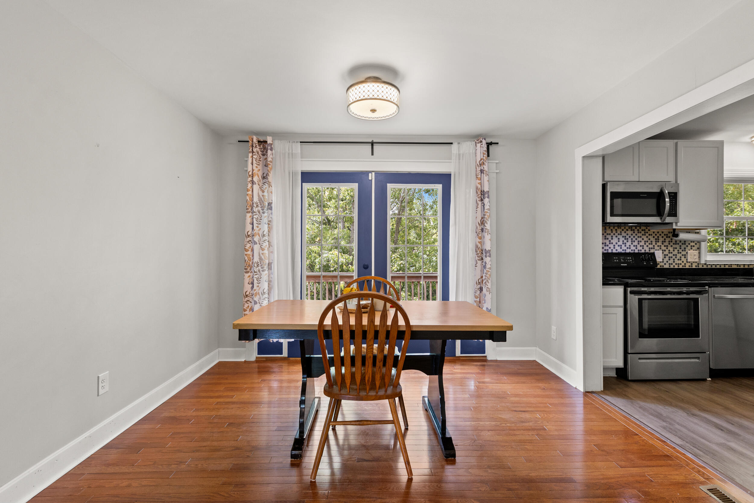 206 Longview Drive