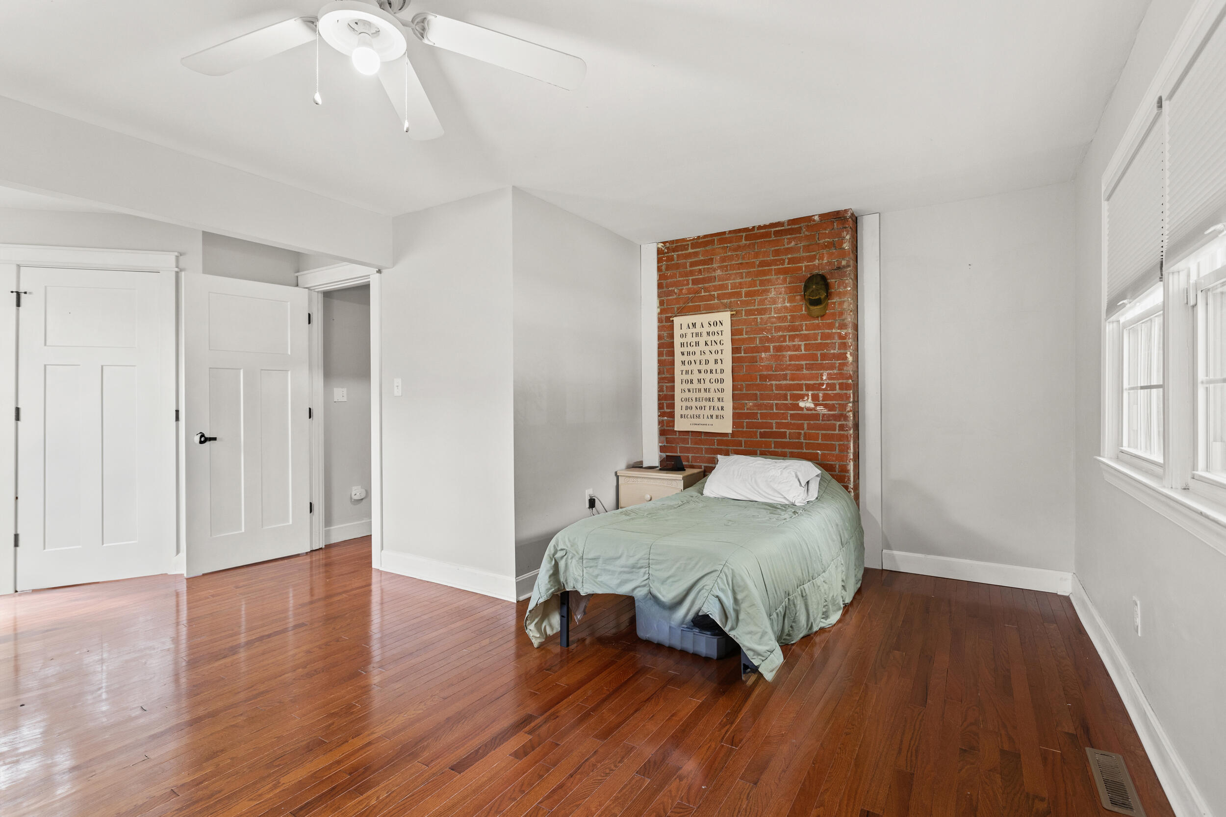 206 Longview Drive