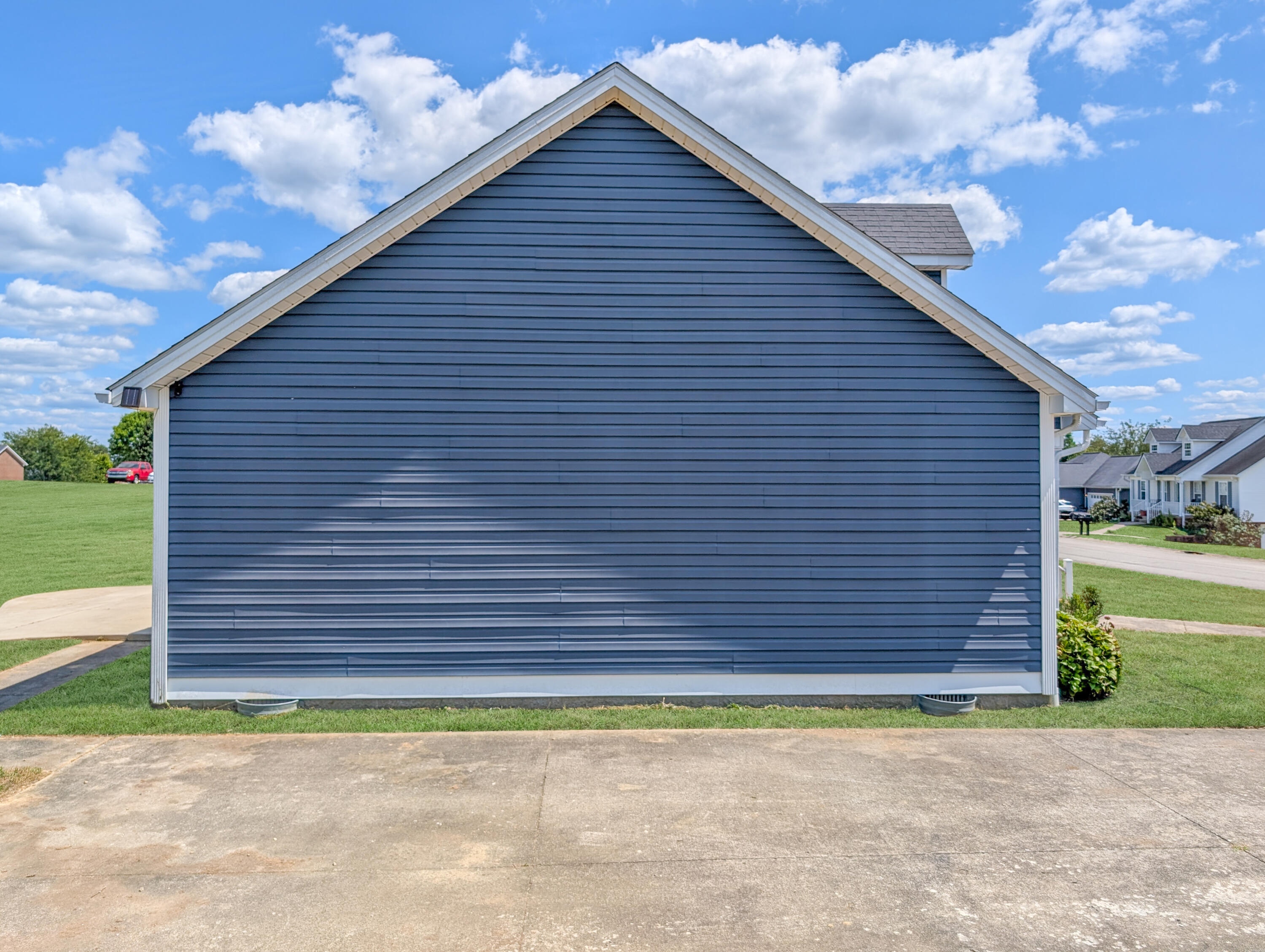 113 Azalea Avenue
